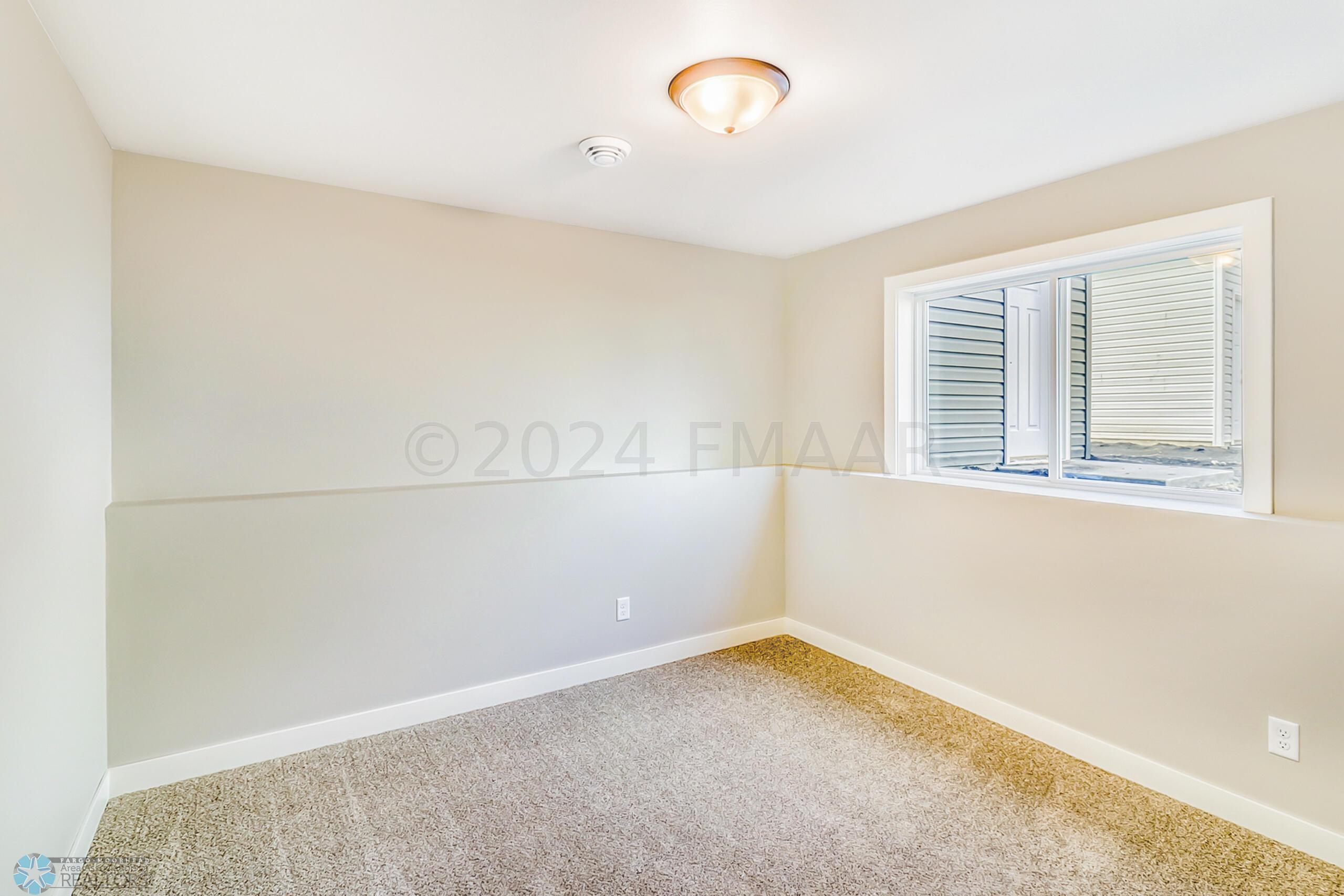 Bedroom3 (1)