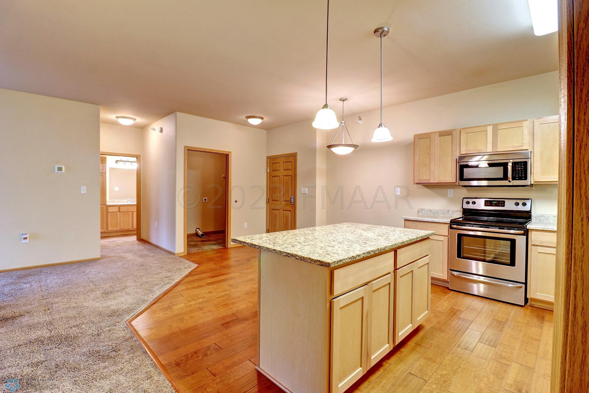 Kitchen1_2