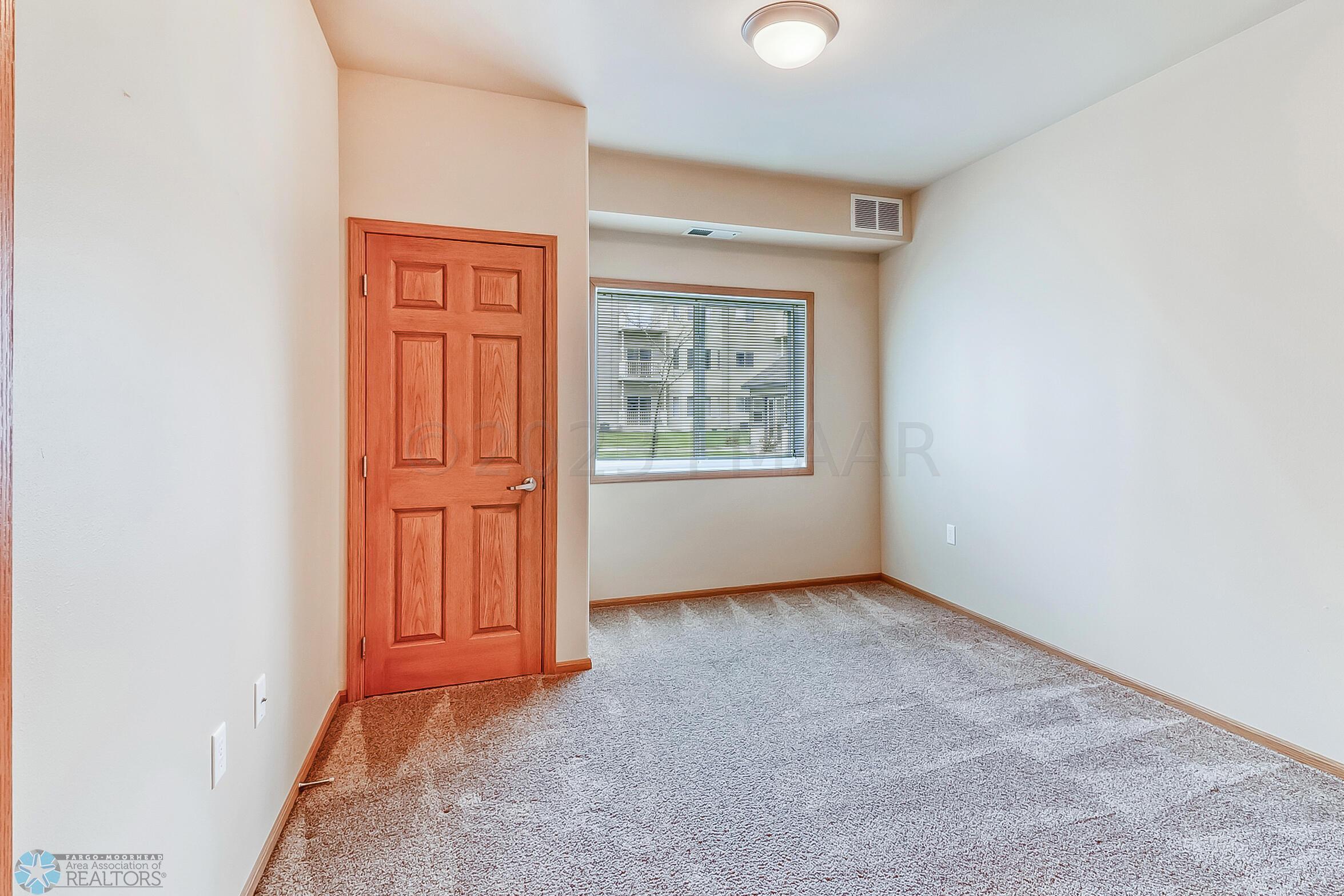 Bedroom1_1
