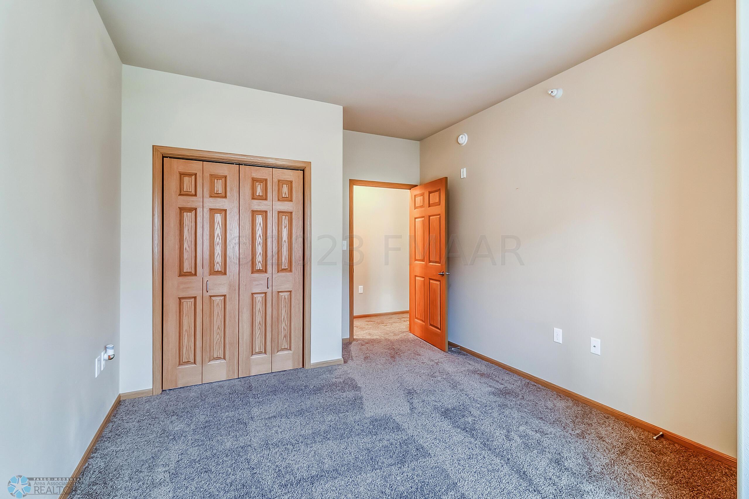 Bedroom1_2