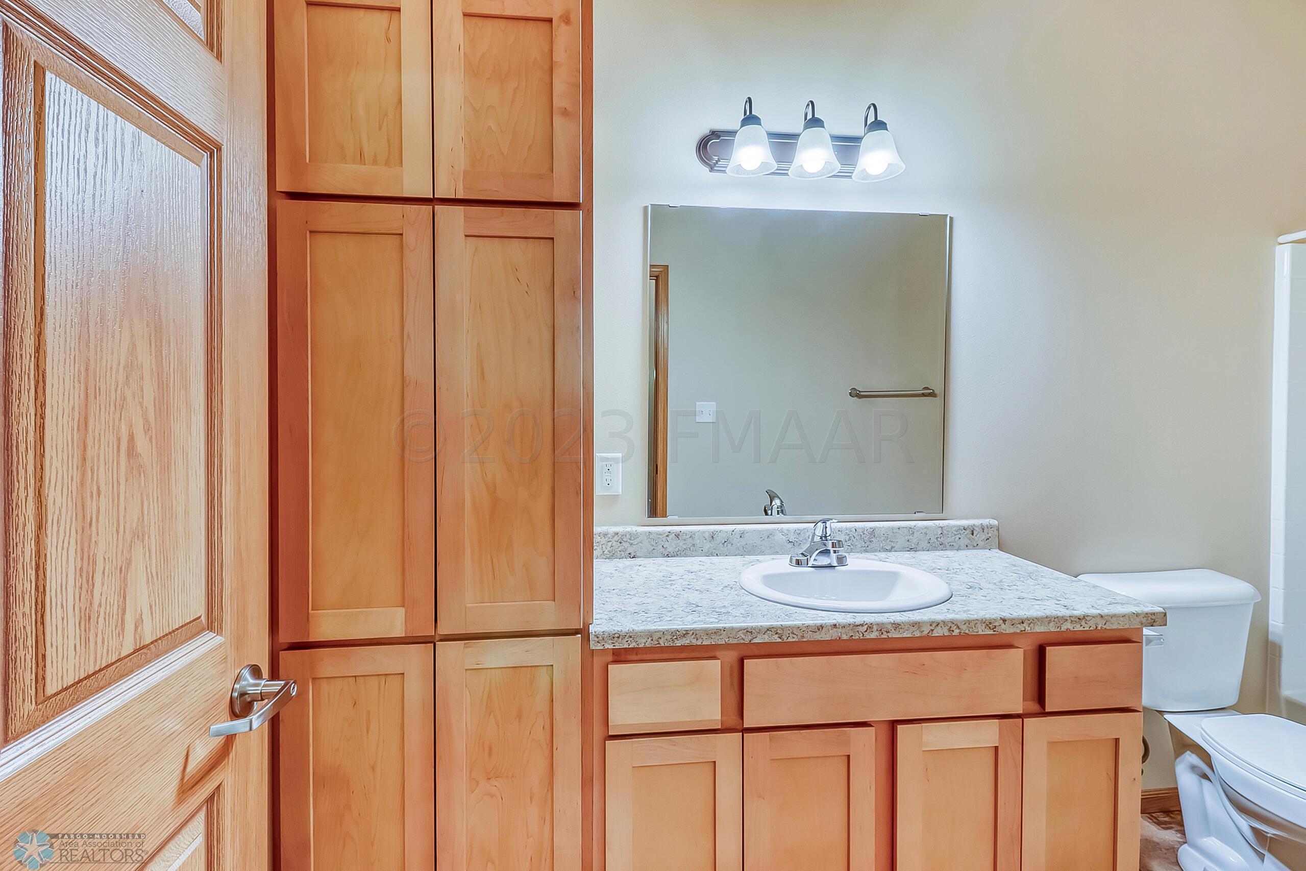 Bathroom1_2