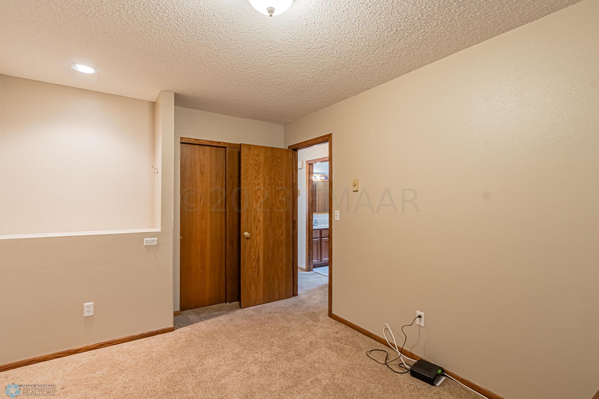 Bedroom2_2
