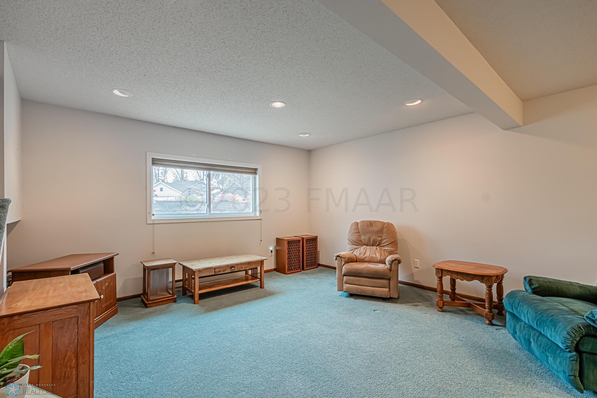 Family_Room_1