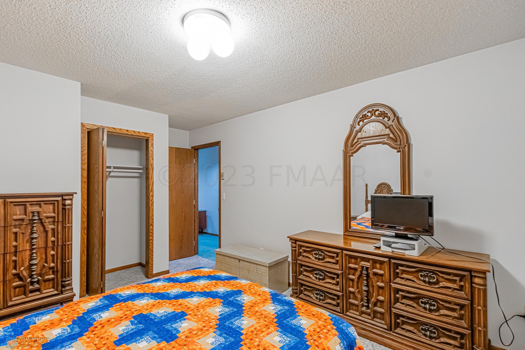 Bedroom4_2