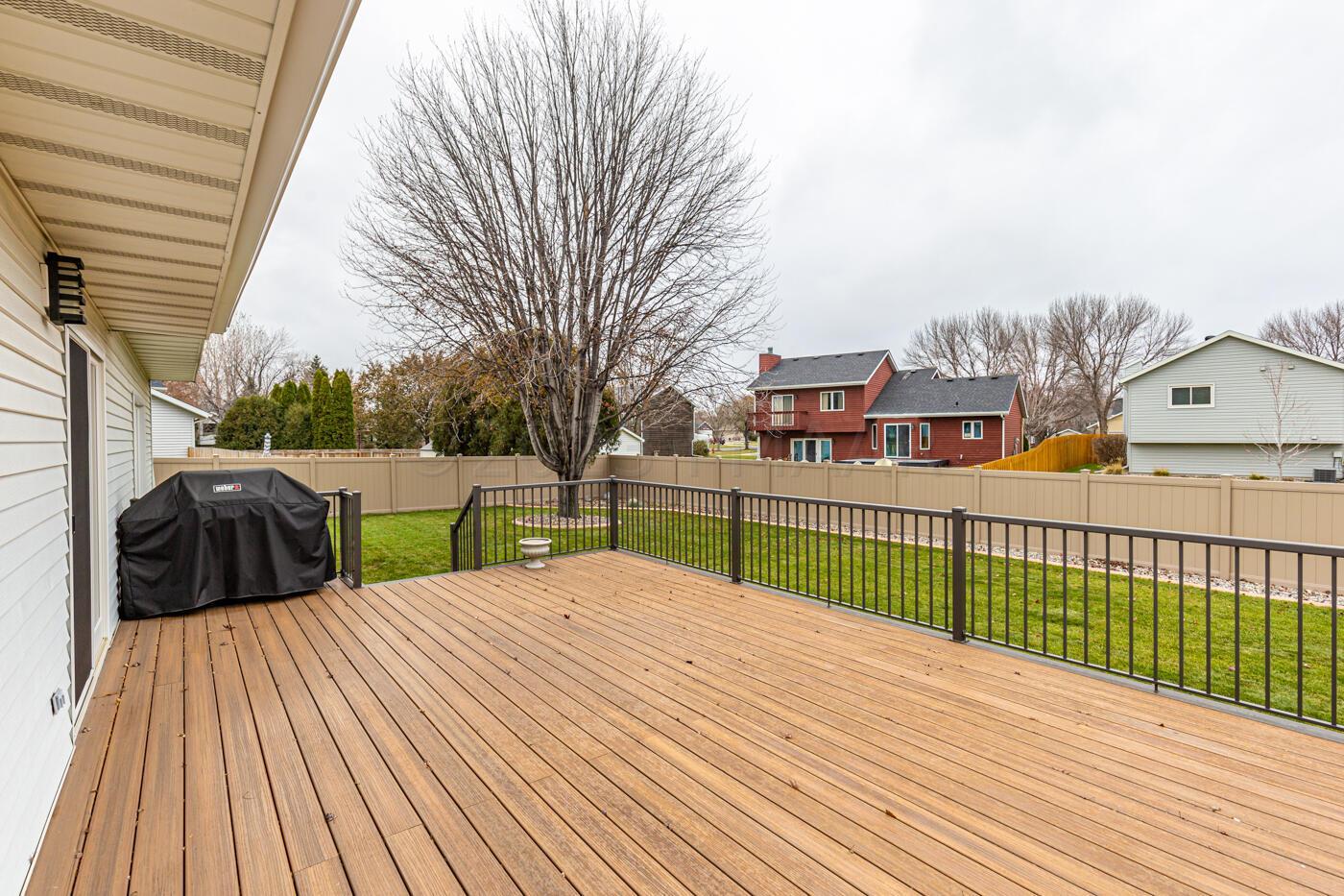 Maintenance-Free Deck