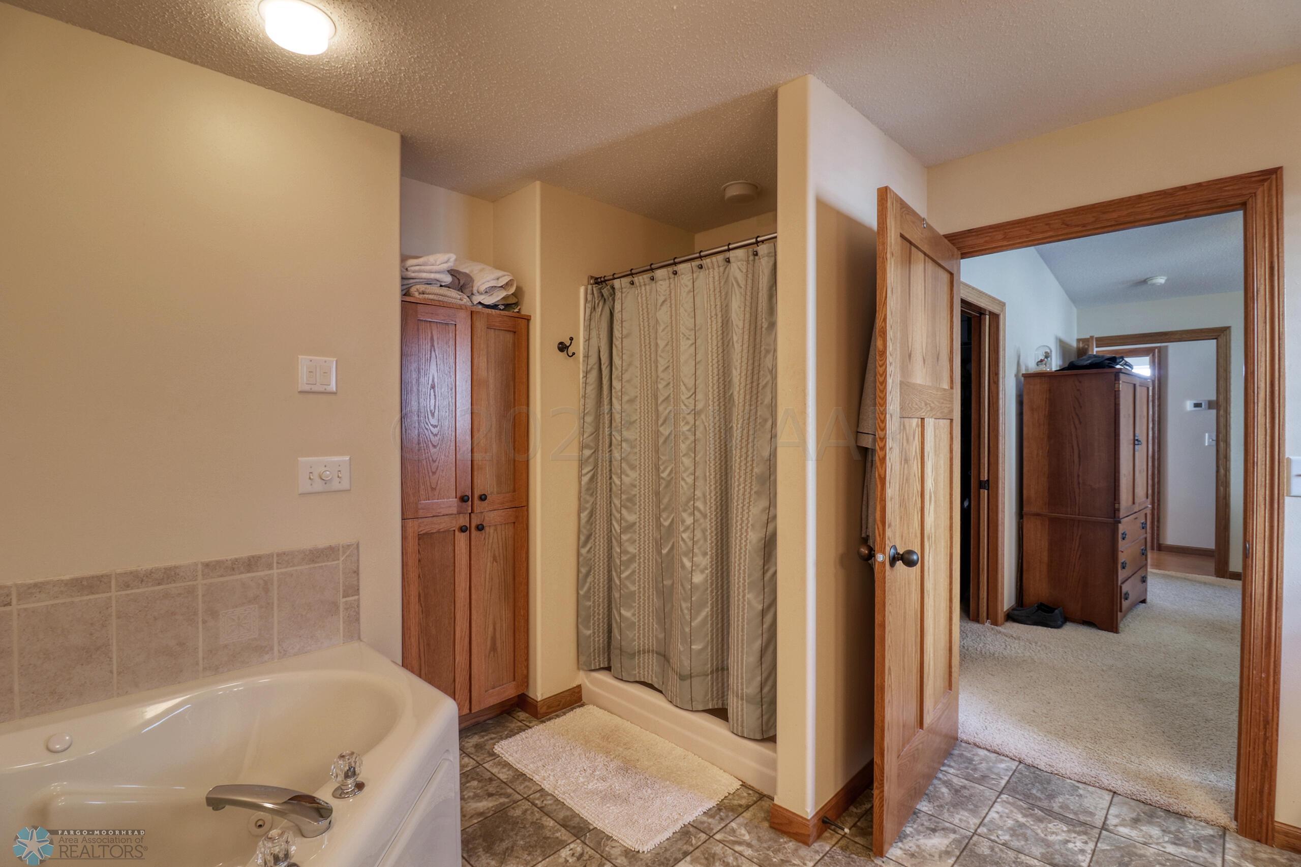 MasterBath1_3