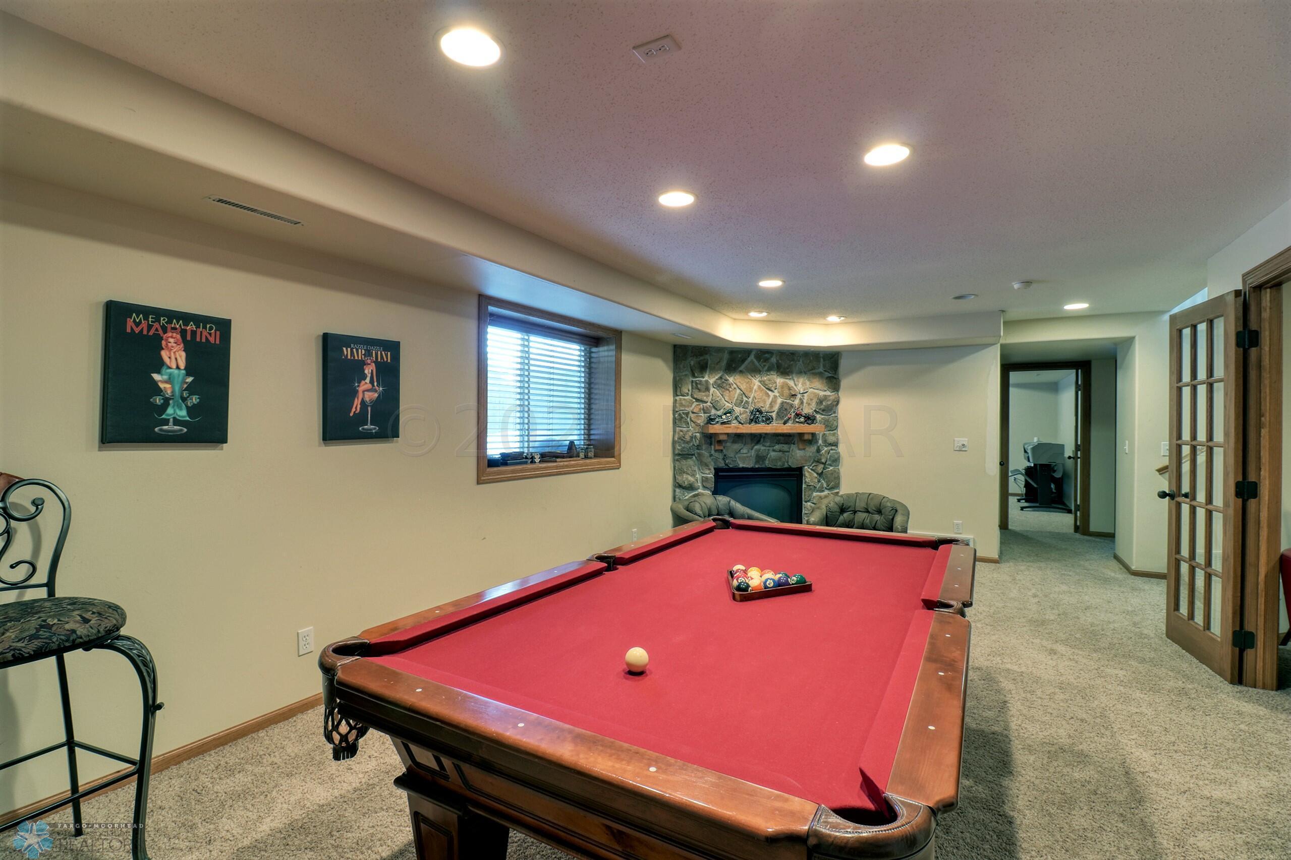 BasementLiving1_4