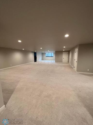 2751 SAMUEL Drive S, Fargo, ND 58104