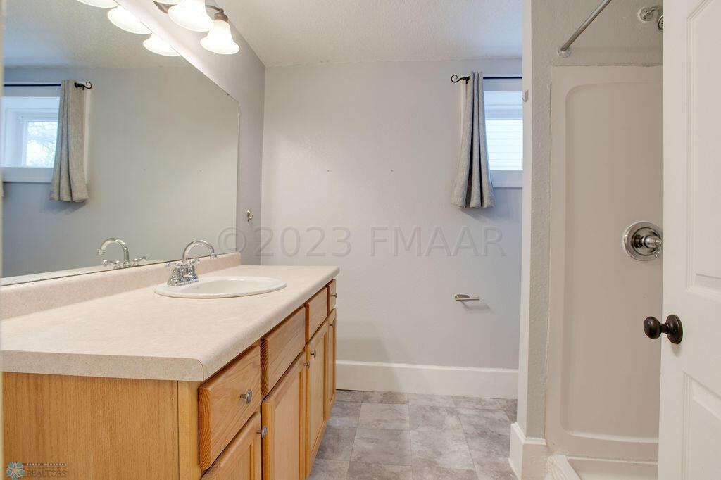 1415_8th_Ave_S-32