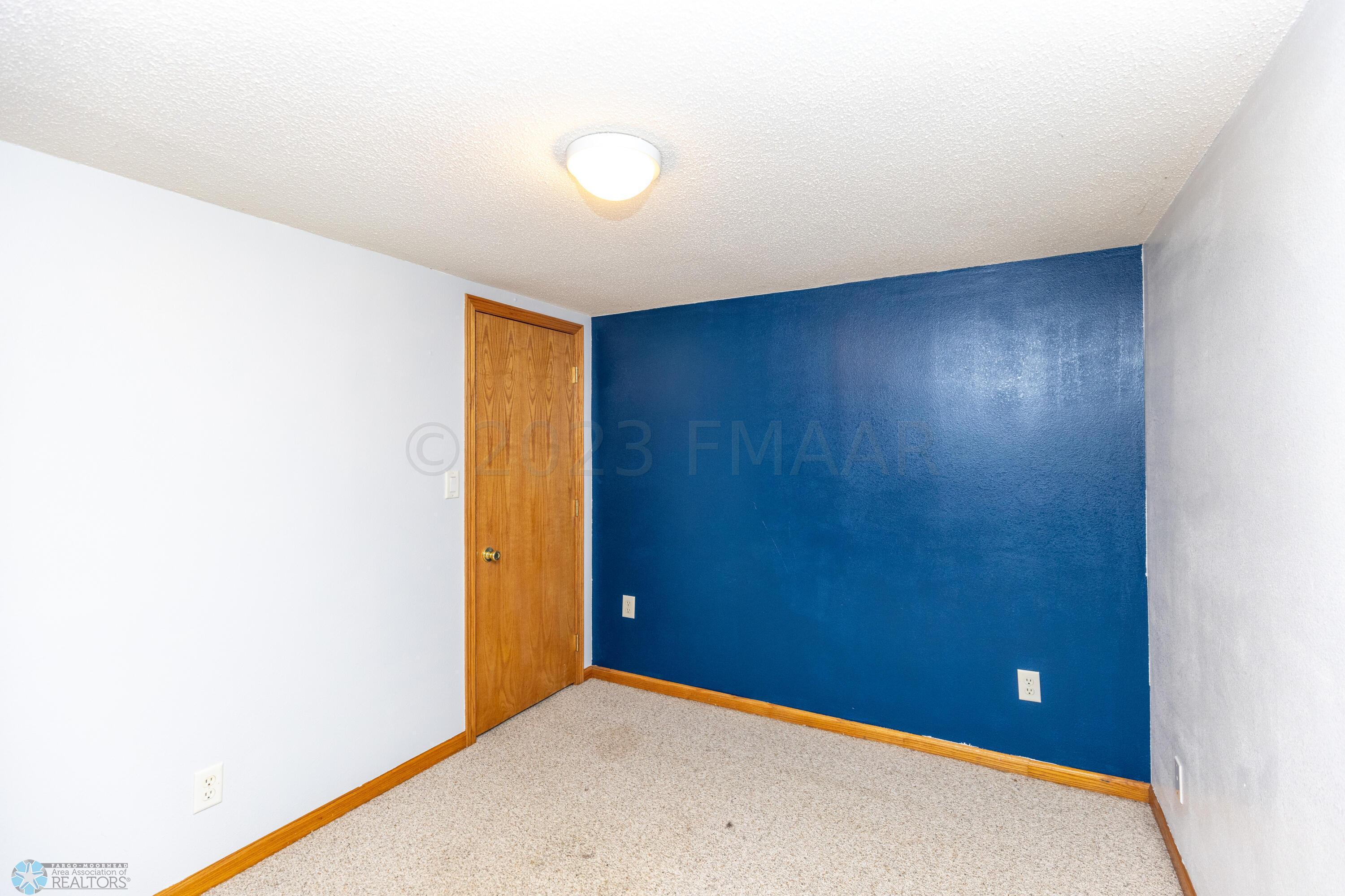 non egress room #1