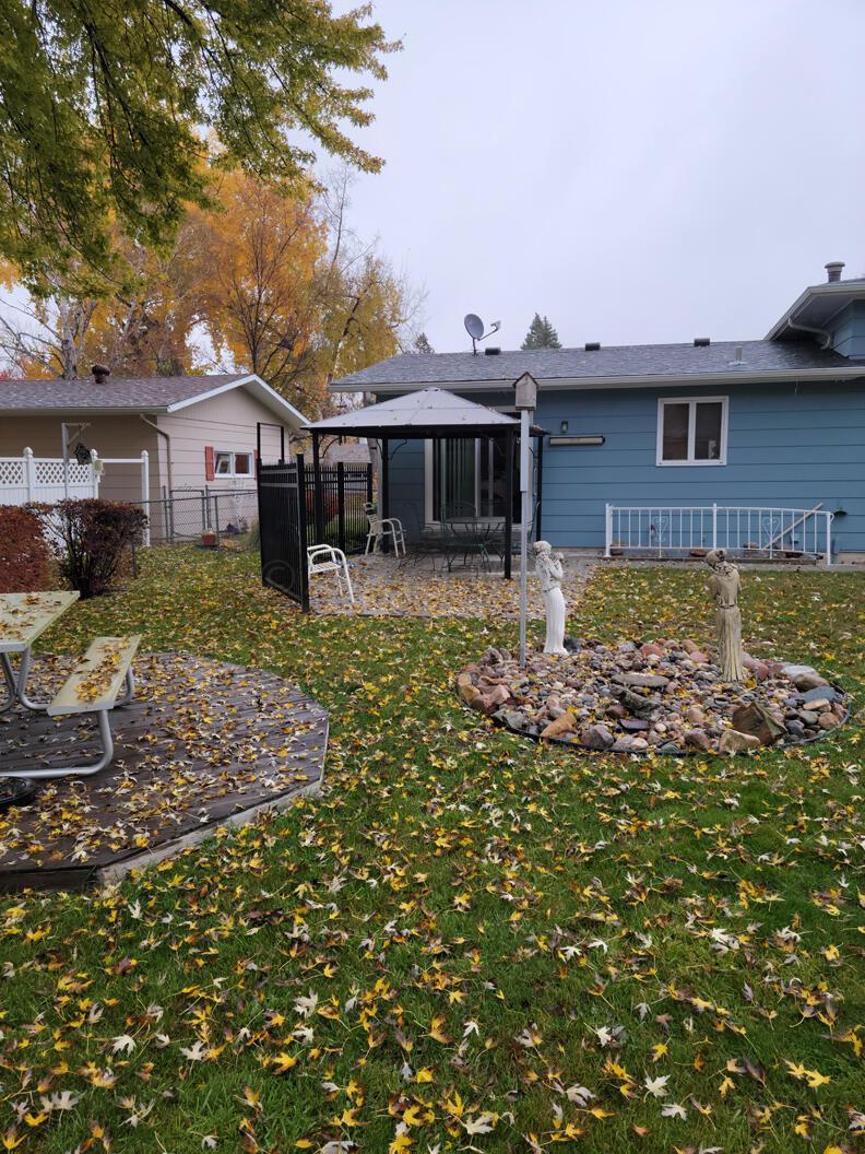 patio backyard