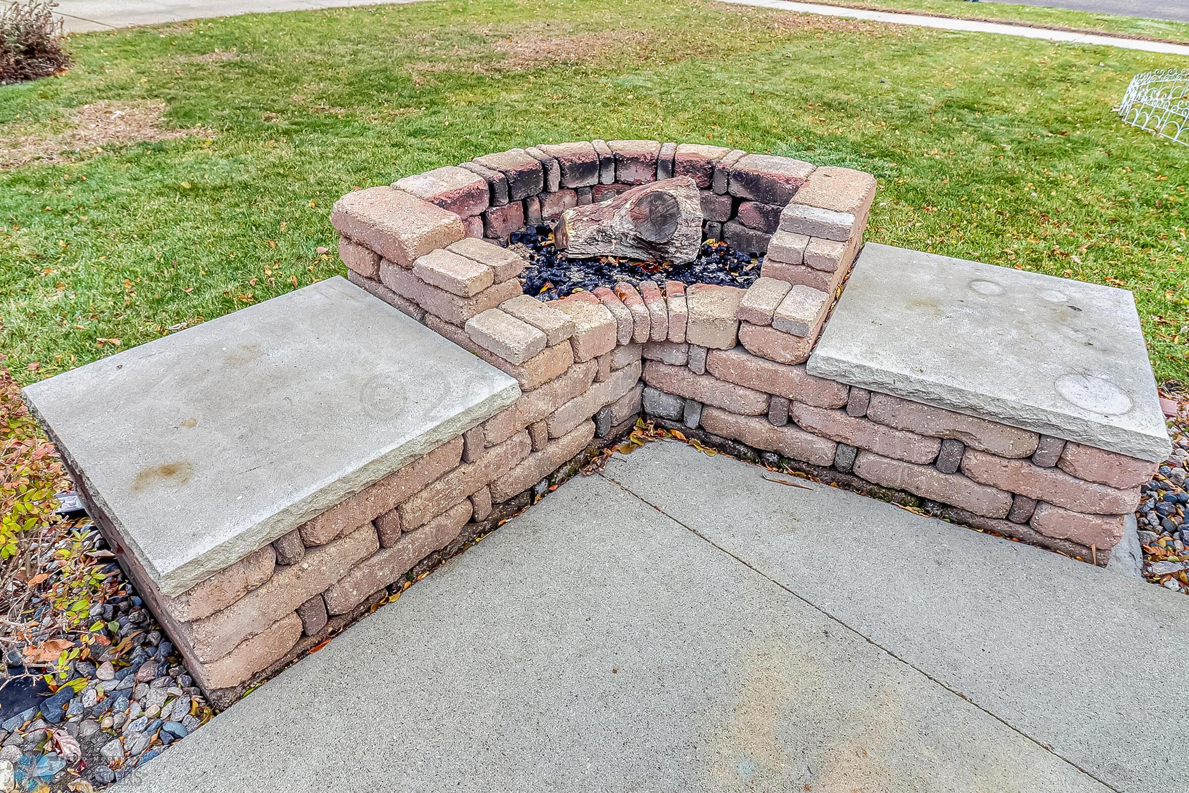 Front_patio_firepit