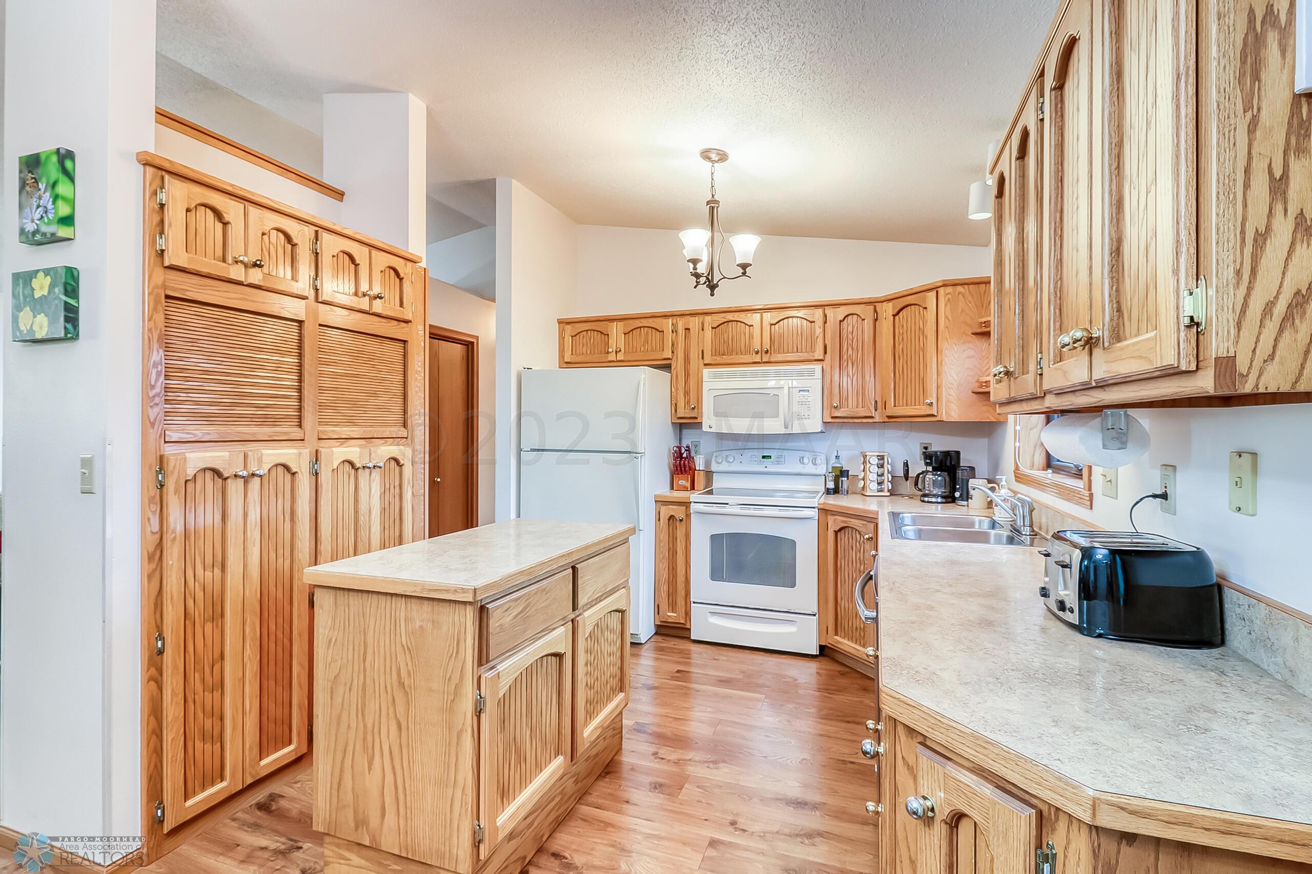 Kitchen1_2