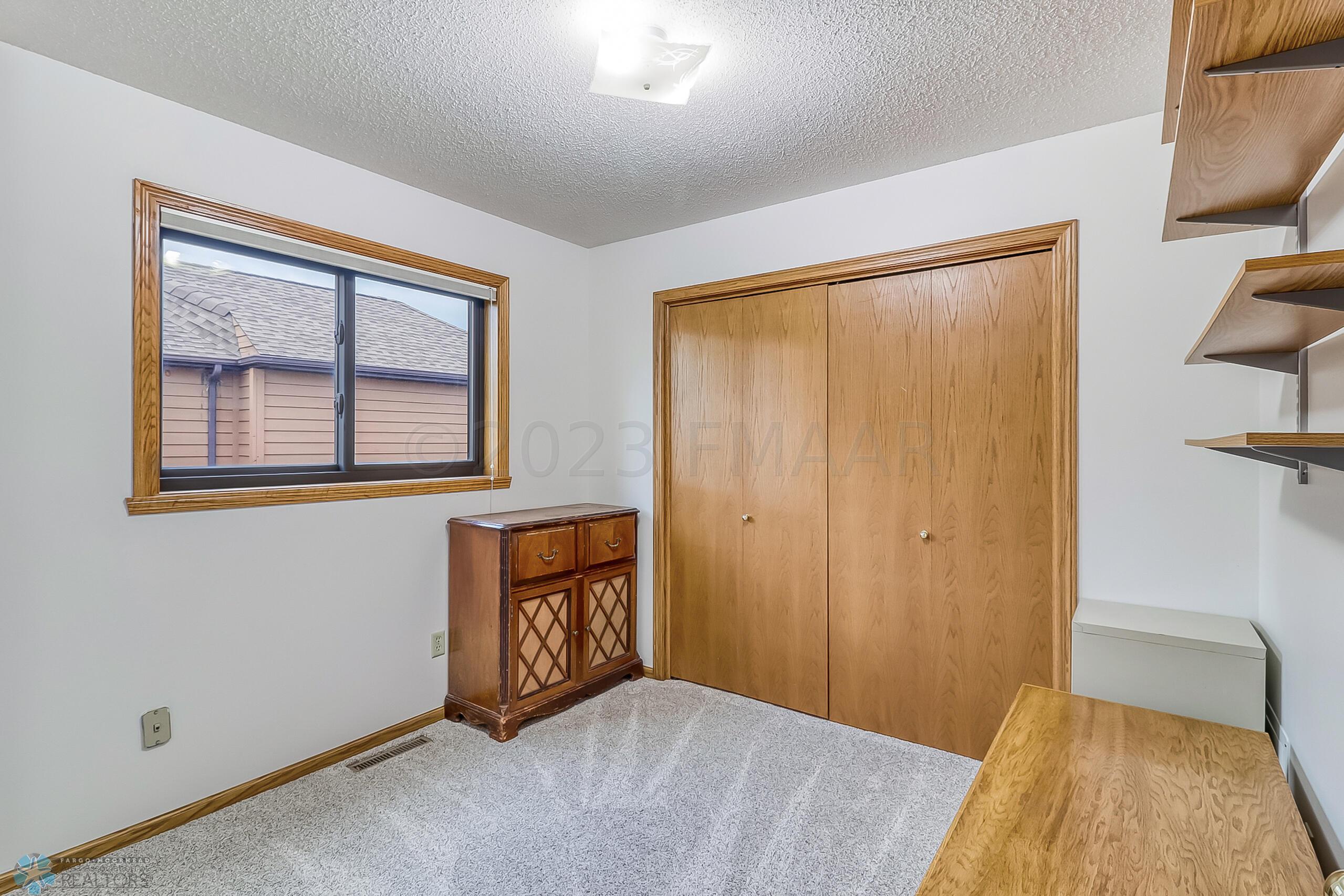 Bedroom1_2