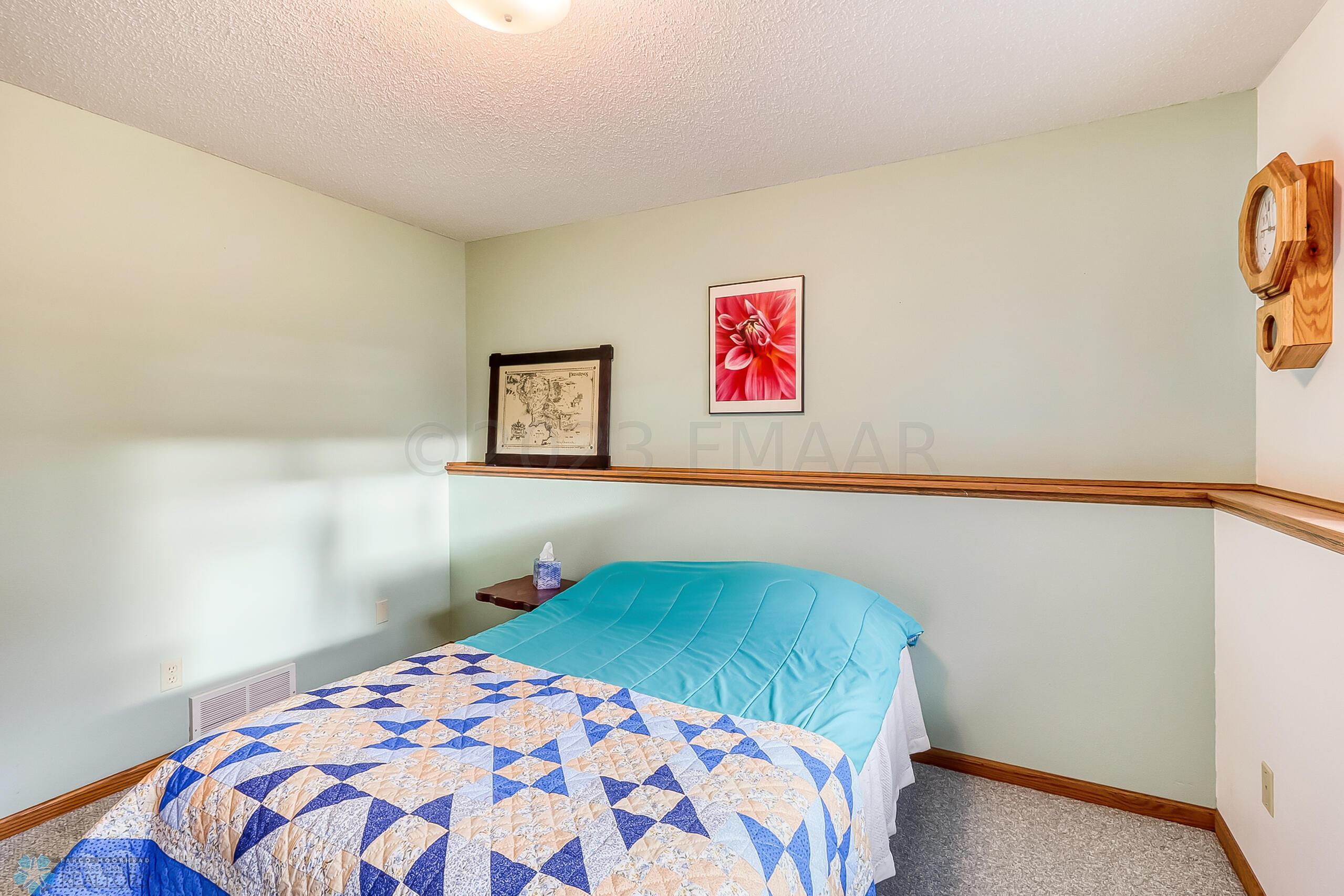 Basement Bedroom1_2