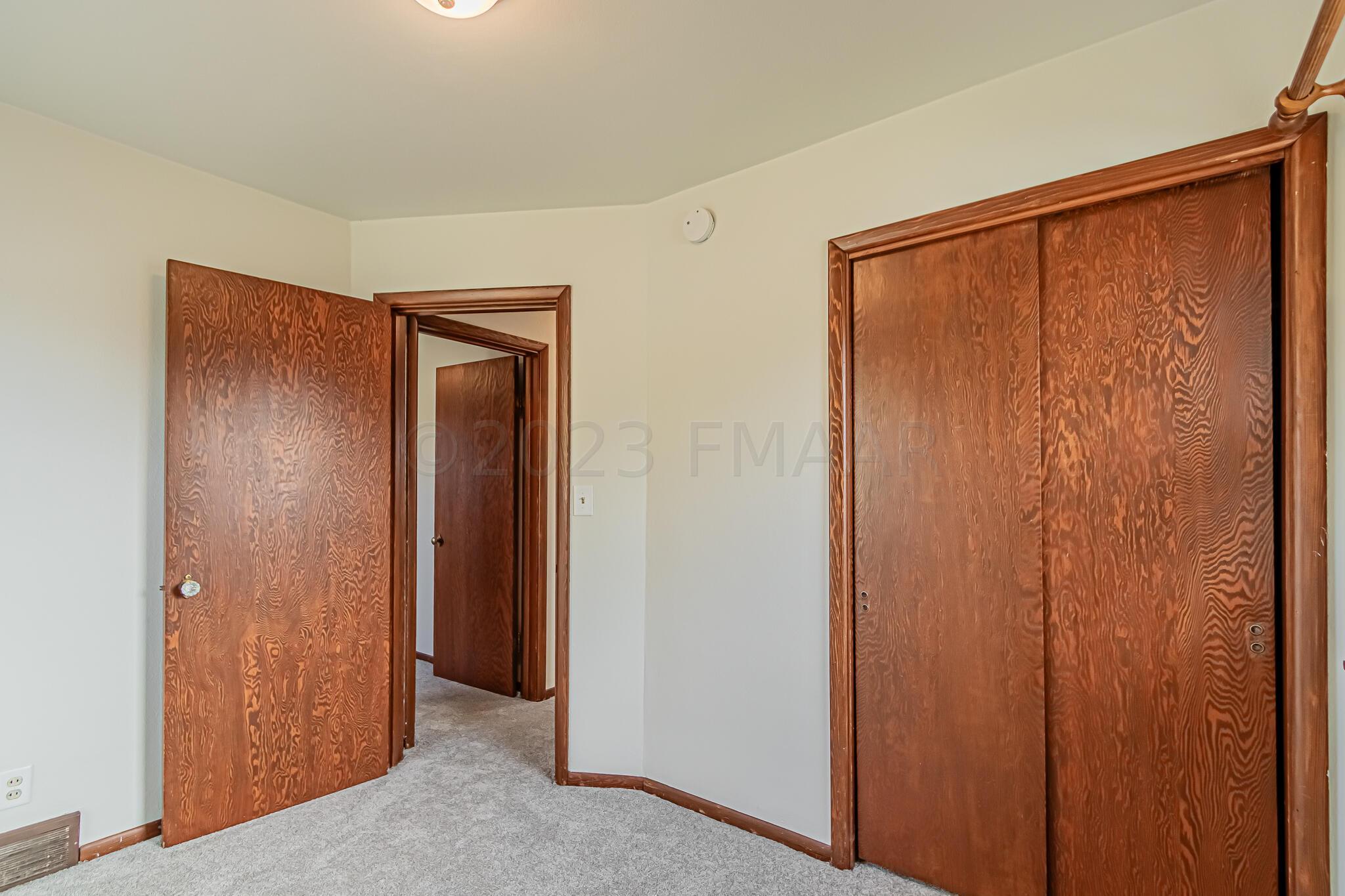113 4 Avenue W, West Fargo, ND 58078-09