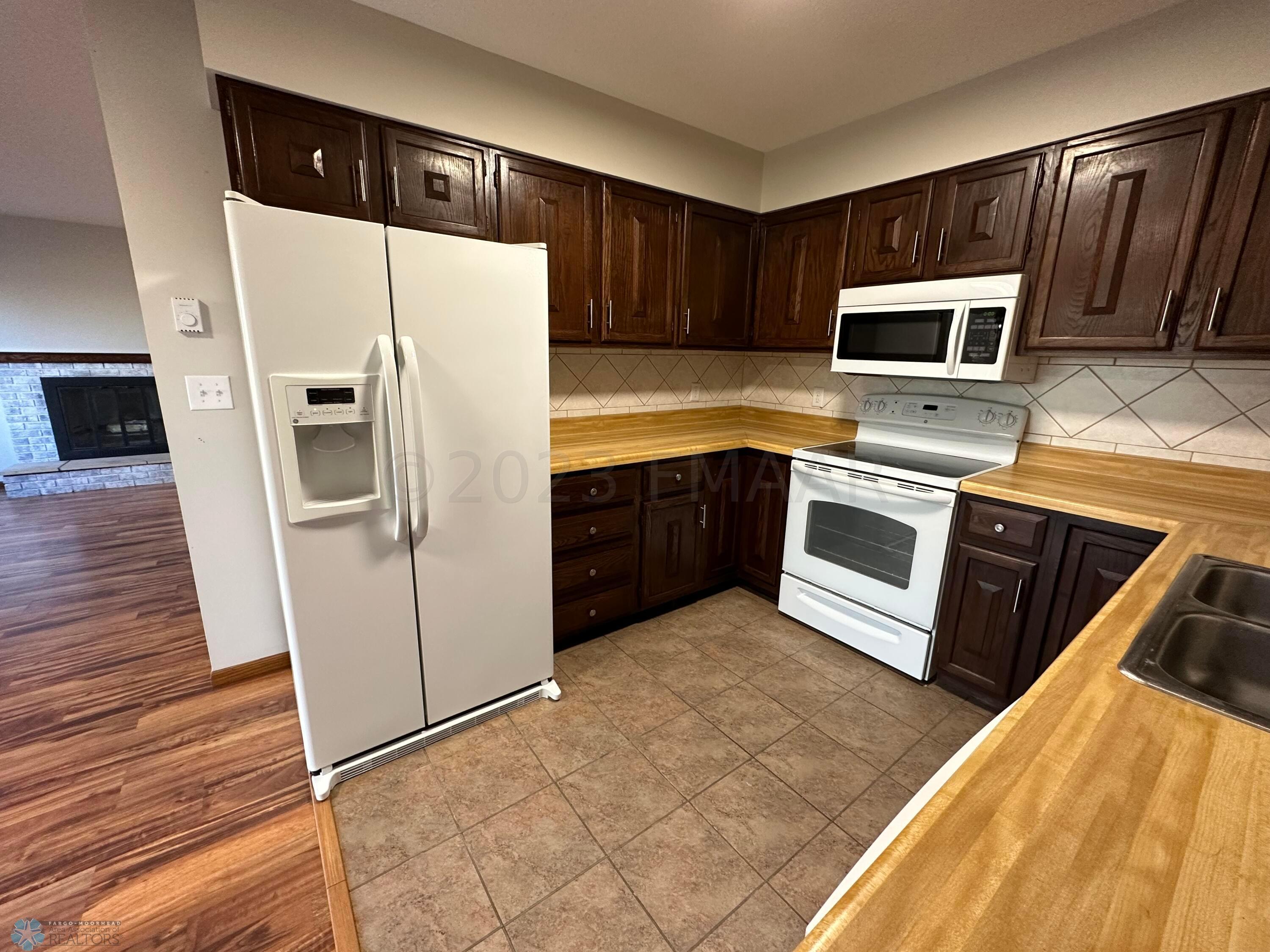5. Kitchen 2