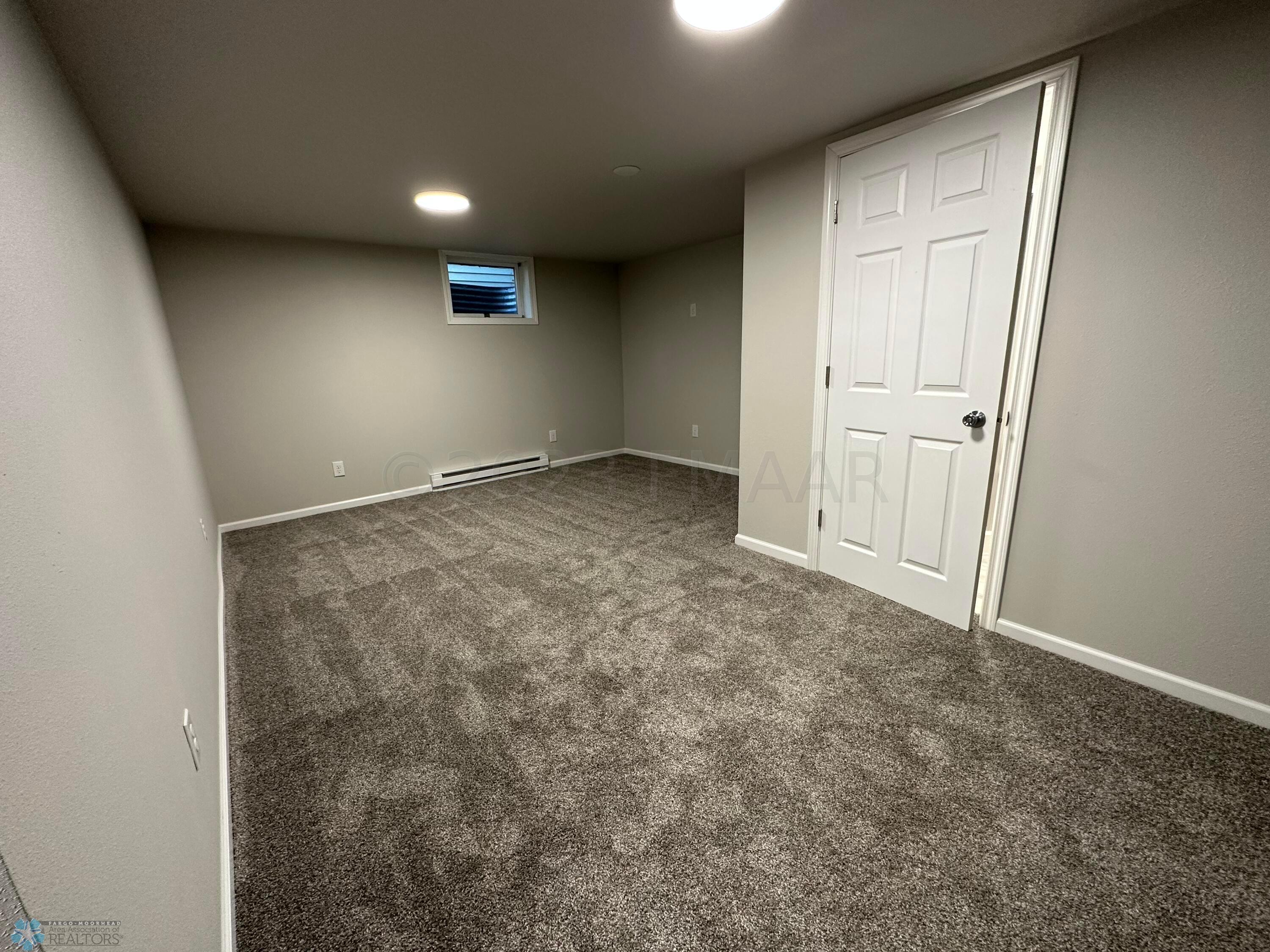 16. Familyroom 1.1