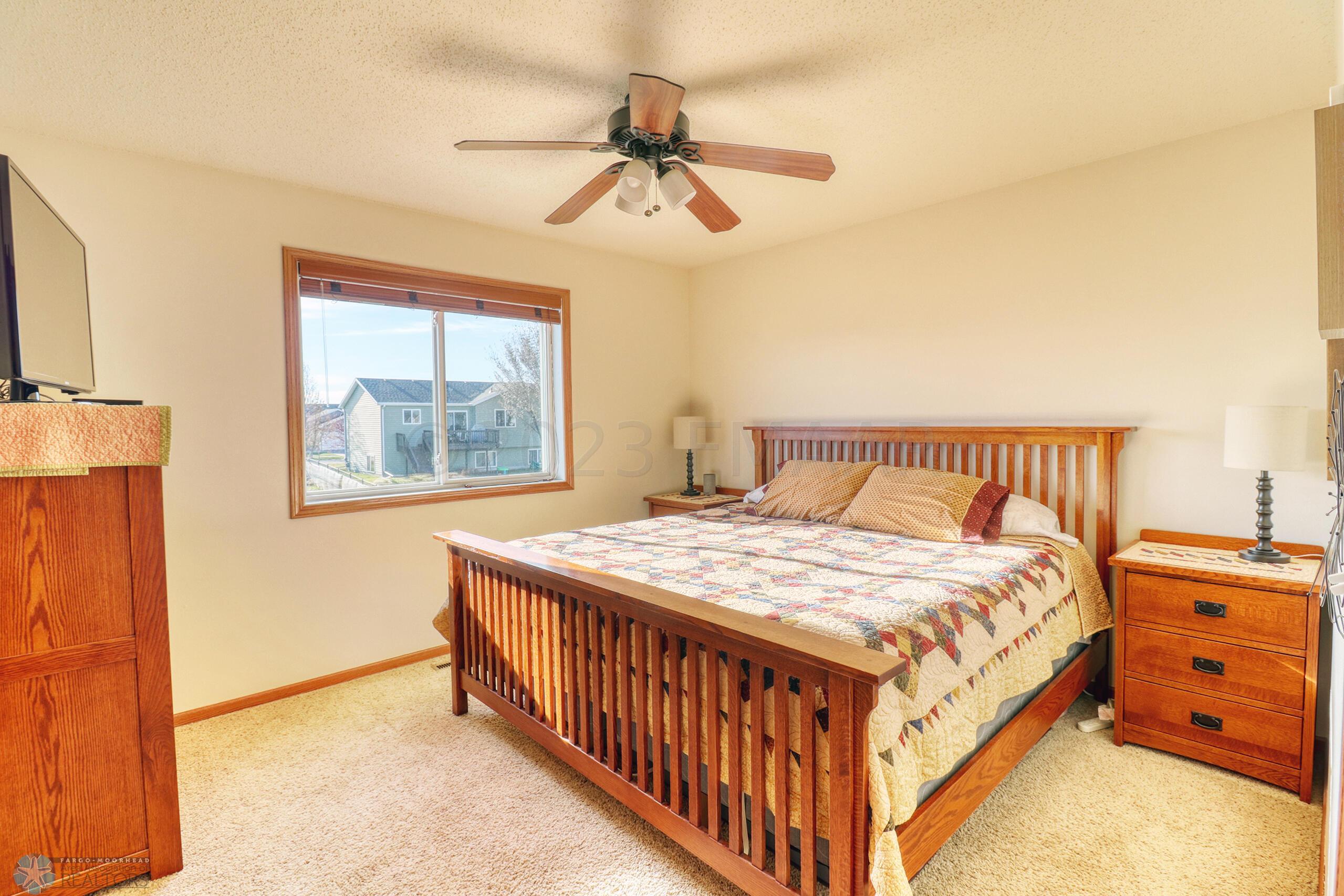 Primary Bedroom1_1