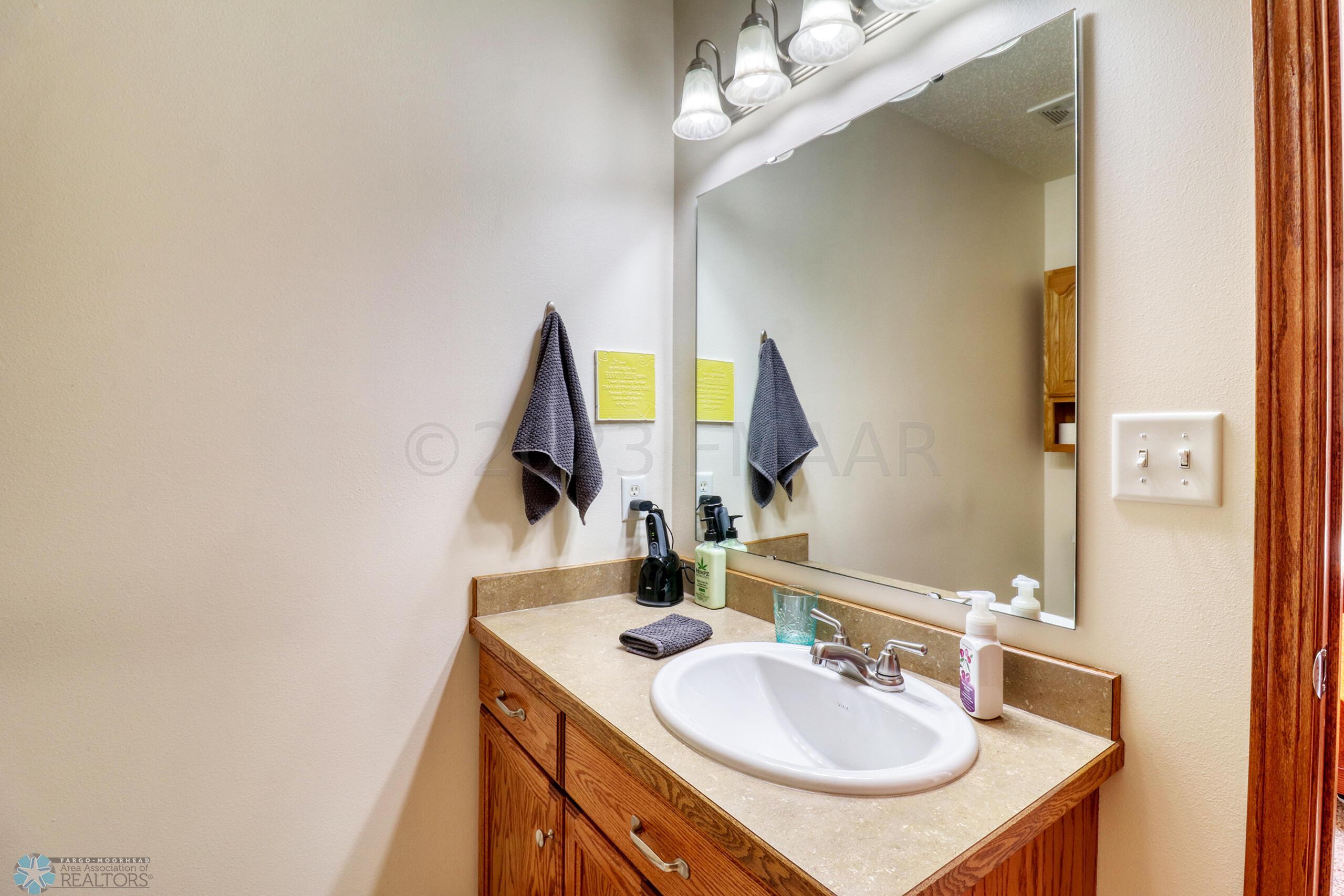 Primary Bathroom1_2