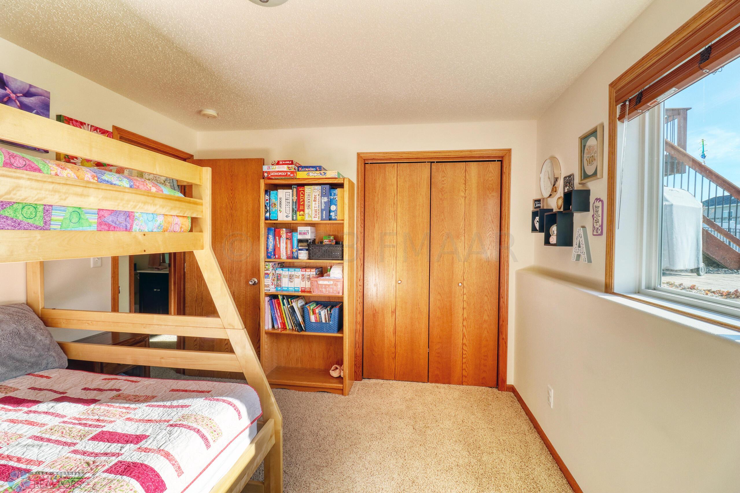 Basement Bedroom1_2