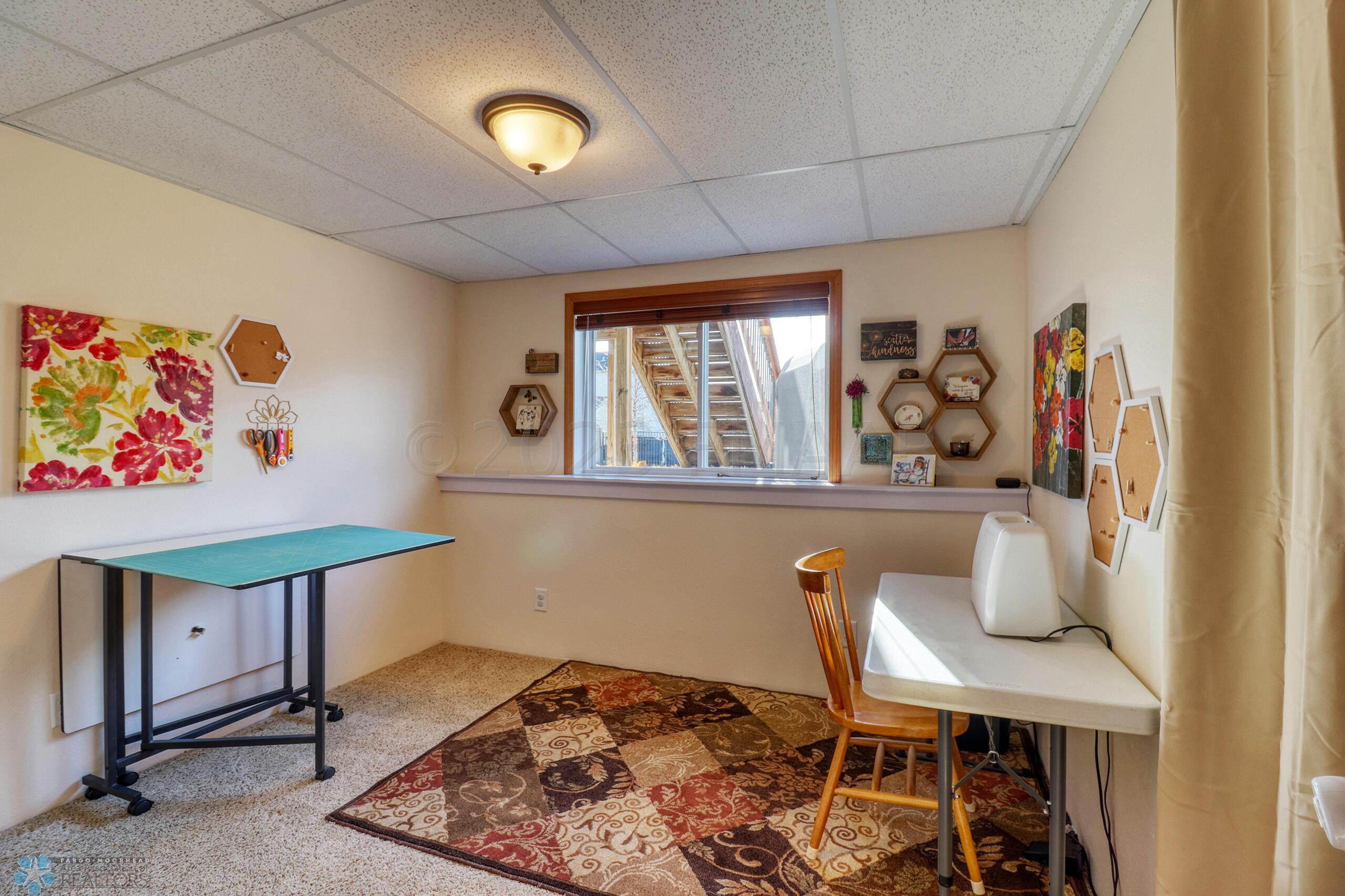Basement Bedroom2_1