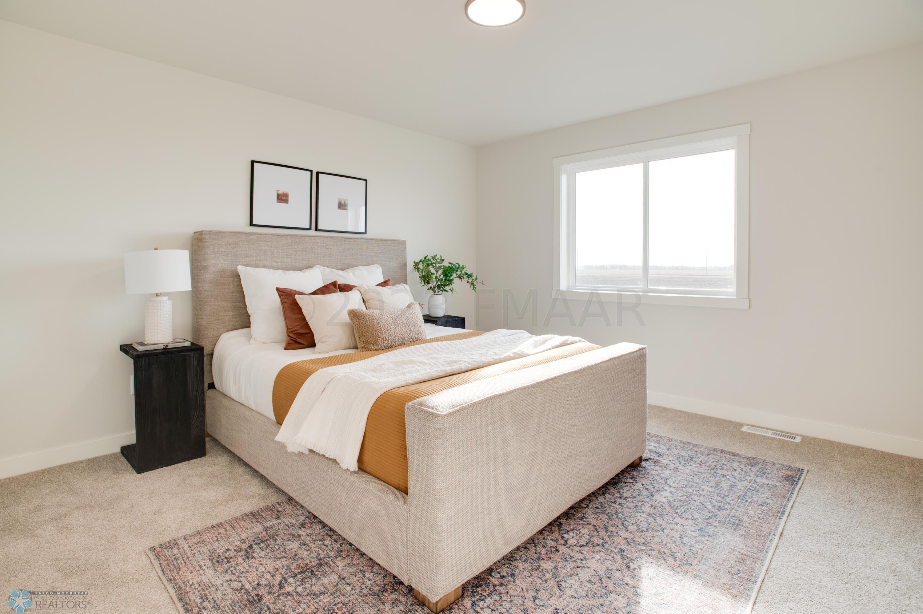 2982_74TH_AVE_S_STAGED-11
