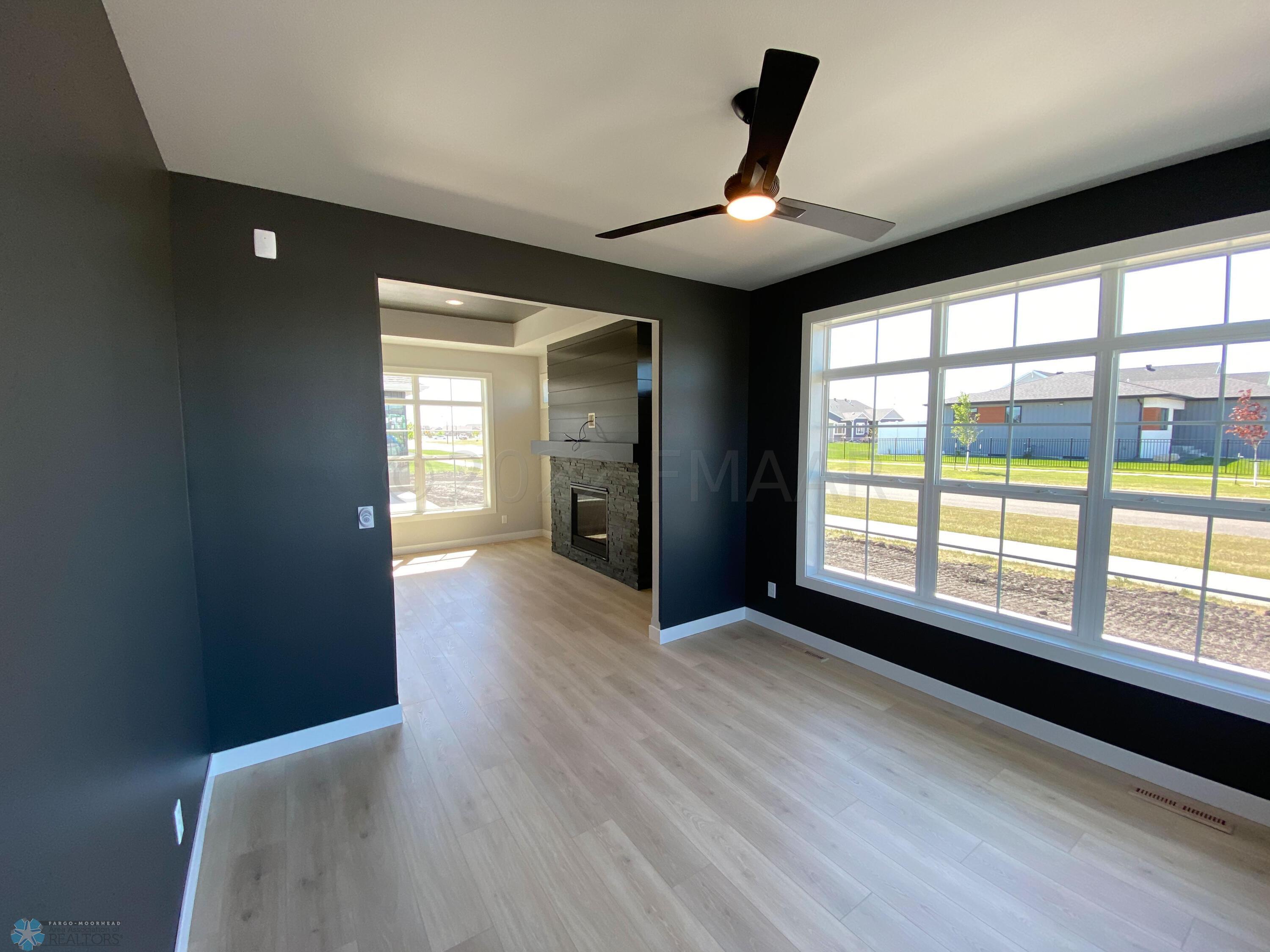 4 Season Room