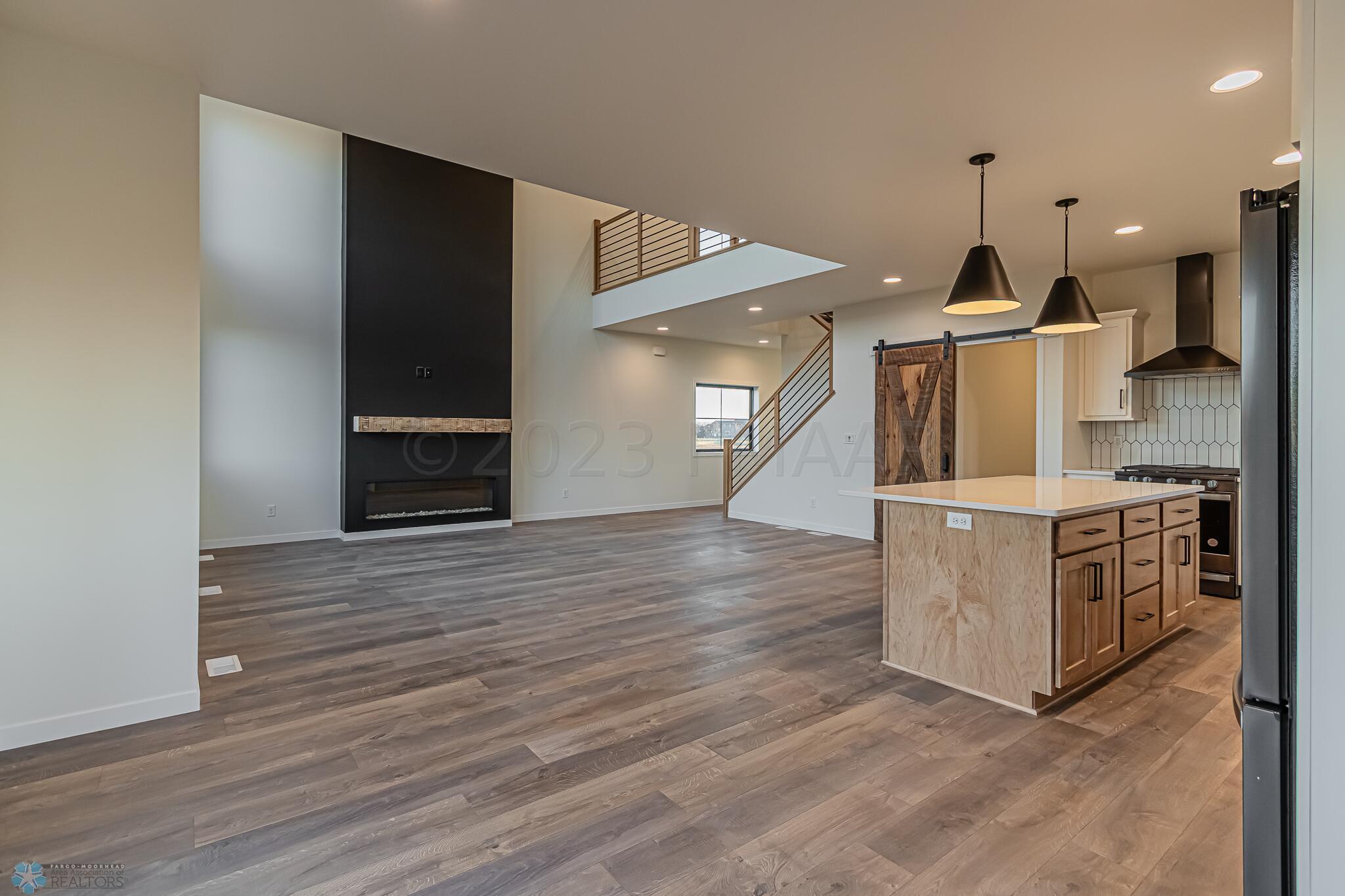 4843 4th St S, Moorhead, MN 56560-26
