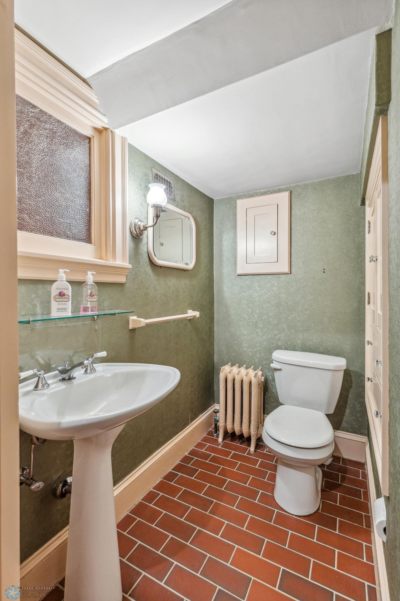 Powder Room