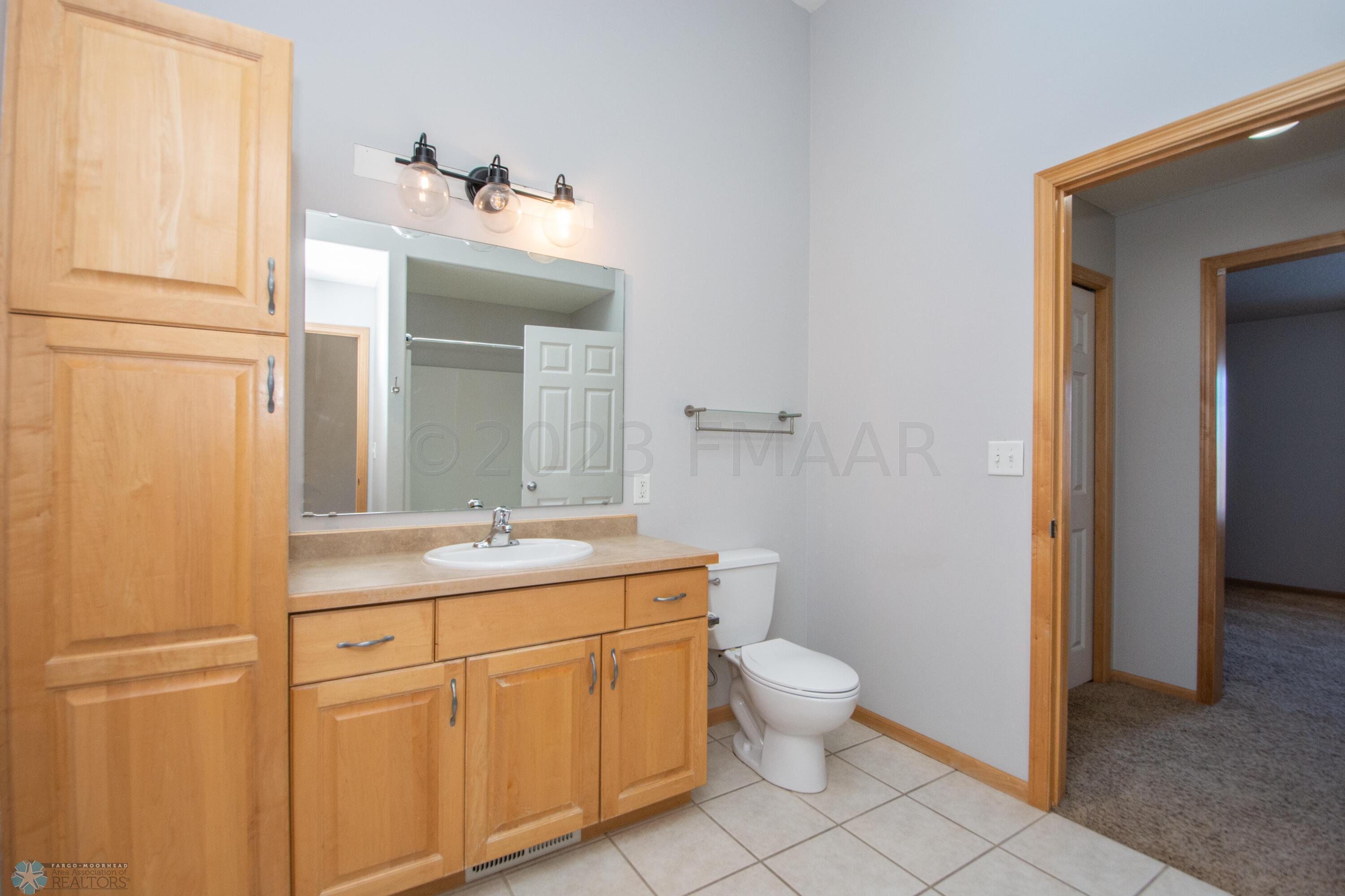 Upstairs MasterBathroom