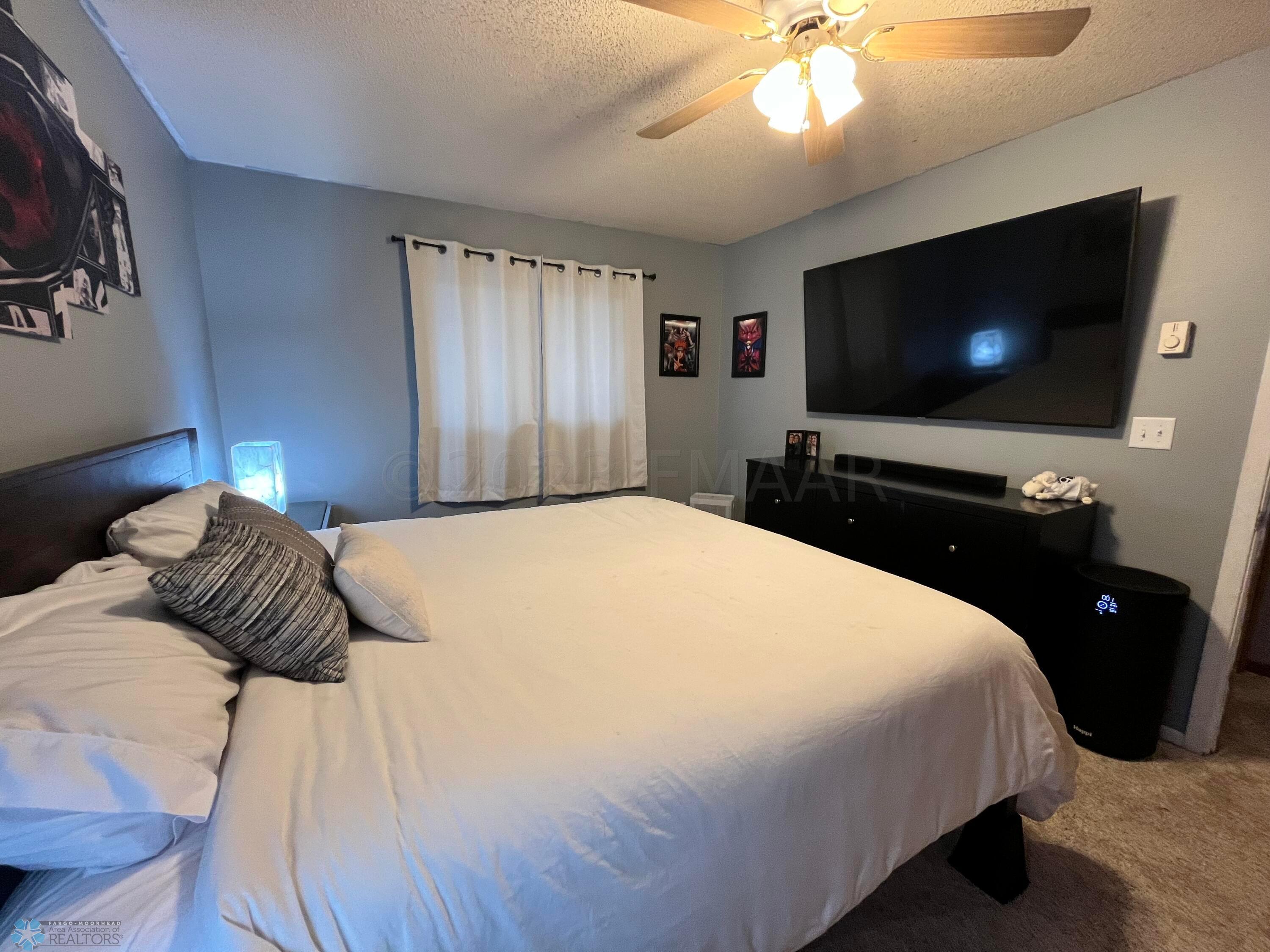 Bedroom 2 (2)