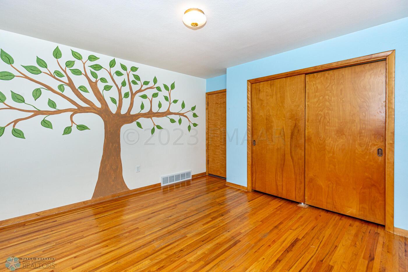 Upper Bedroom 1