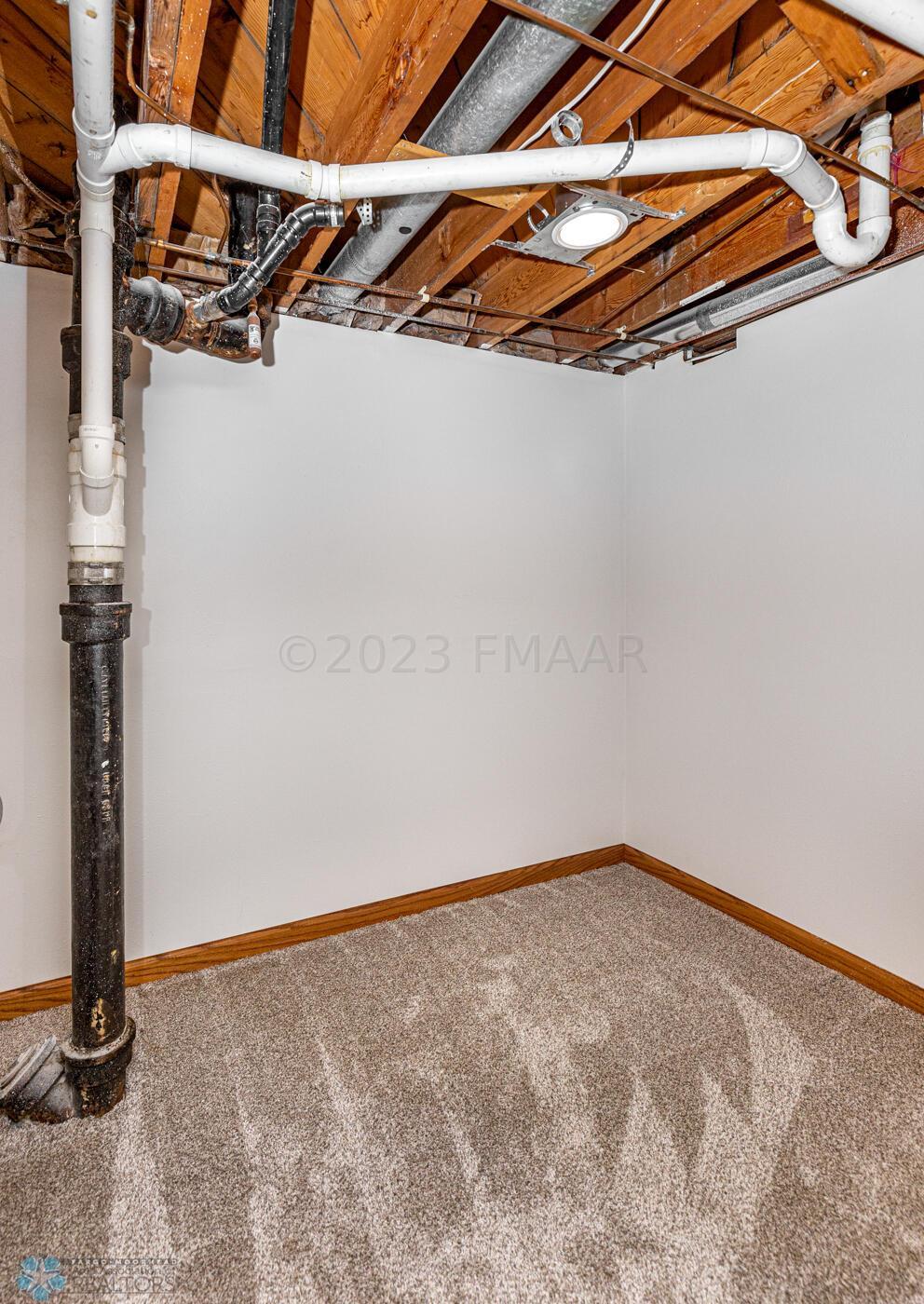 Bedroom Walk In Closet