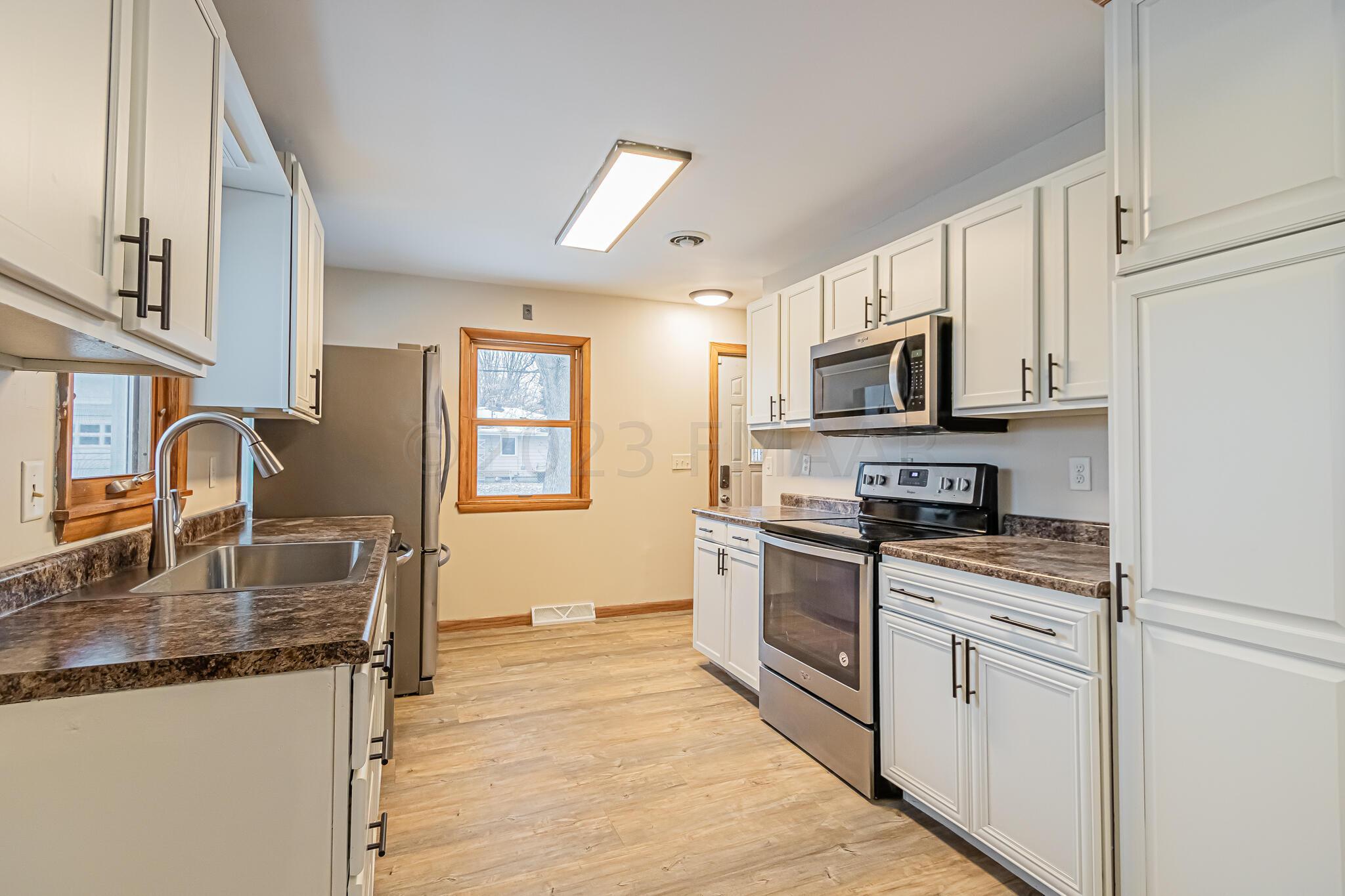 214 9th St N, Fargo, ND-22