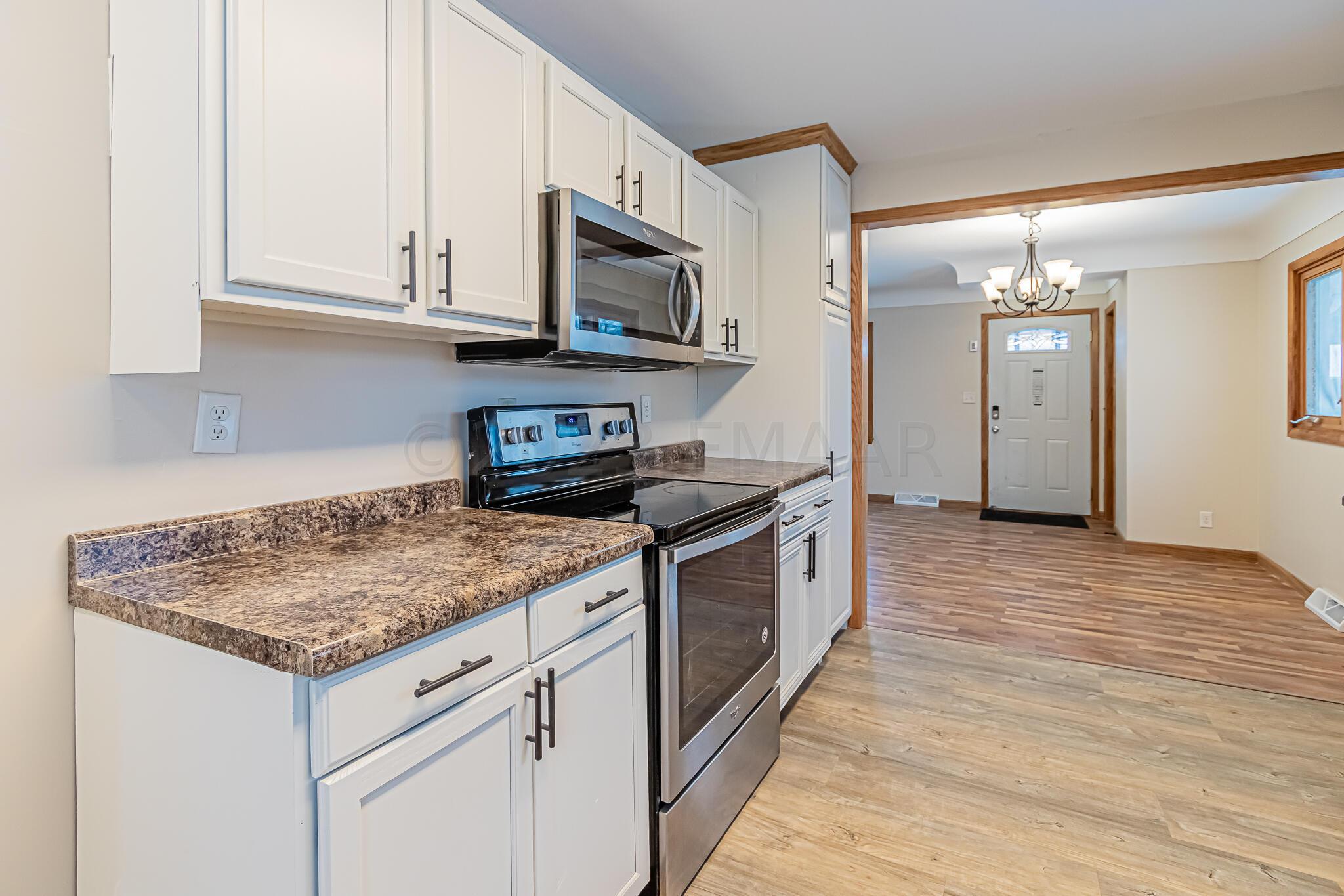 214 9th St N, Fargo, ND-29