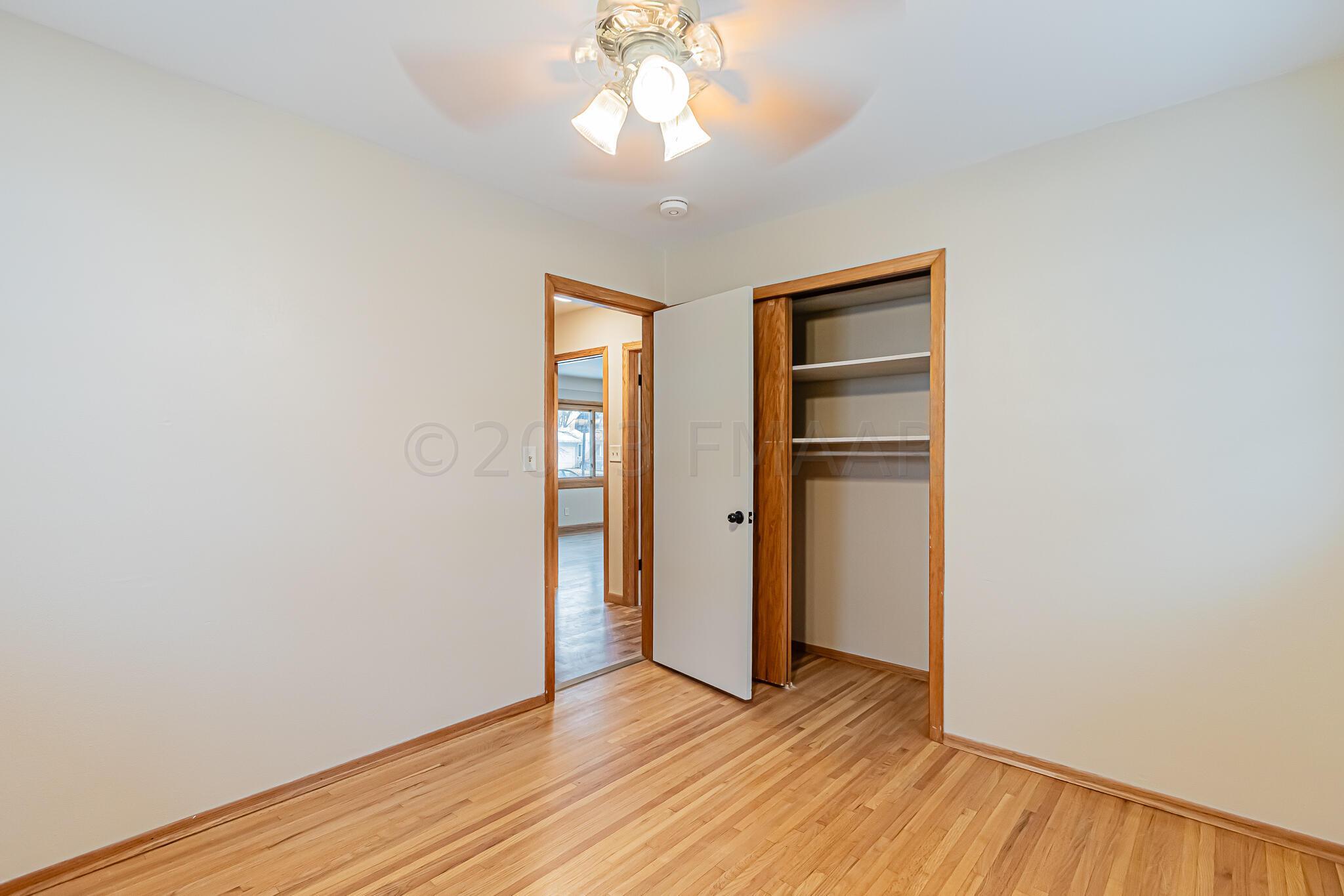 214 9th St N, Fargo, ND-02