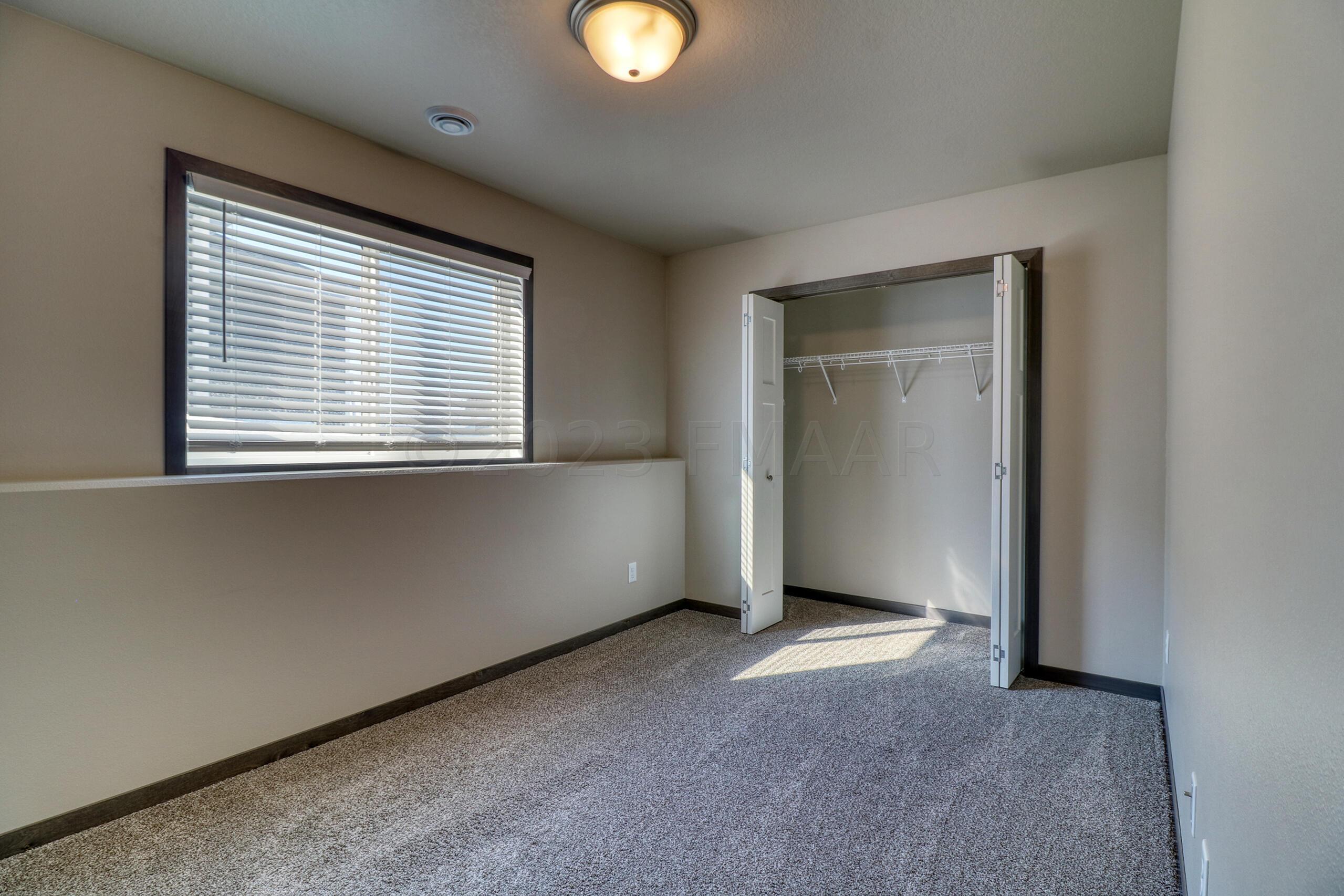 Basement Bedroom3_1