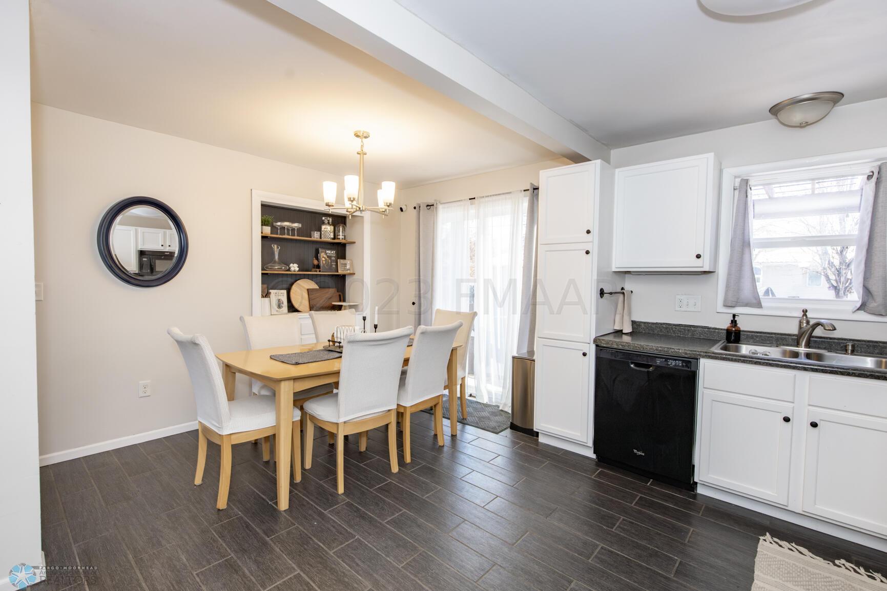 Kitchen/Dining