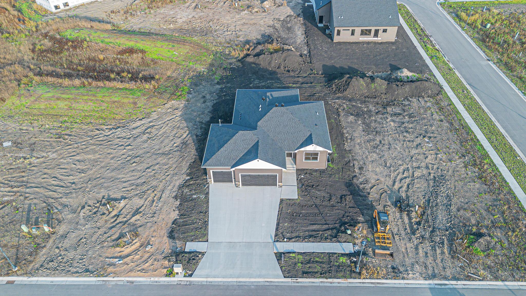 5873 Ellis Drive W, West Fargo, ND 58103