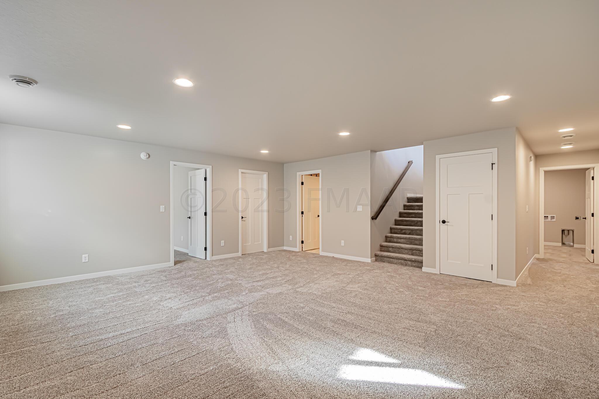 5873 Ellis Drive W, West Fargo, ND 58103