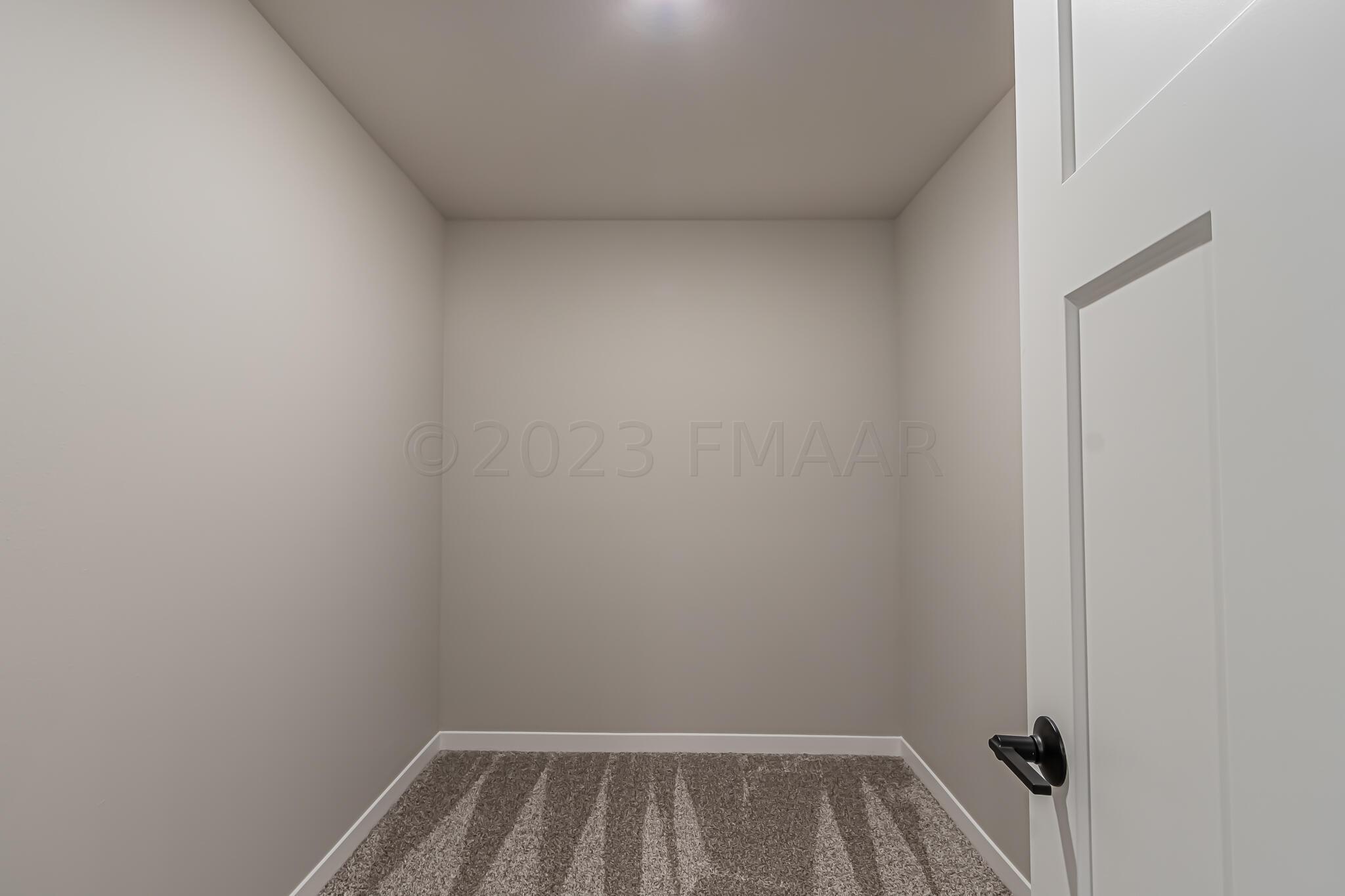 5873 Ellis Drive W, West Fargo, ND 58103