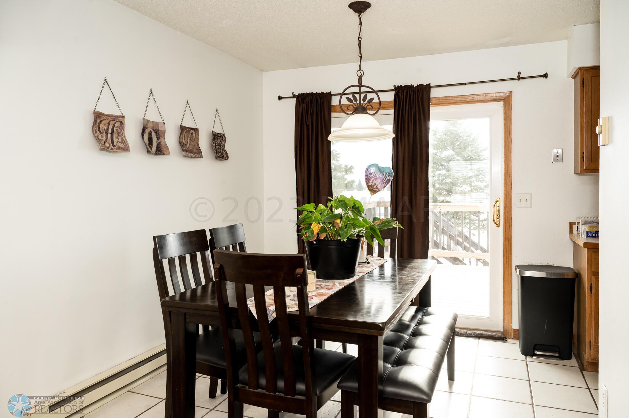 2503_33rd_Ave_S-8