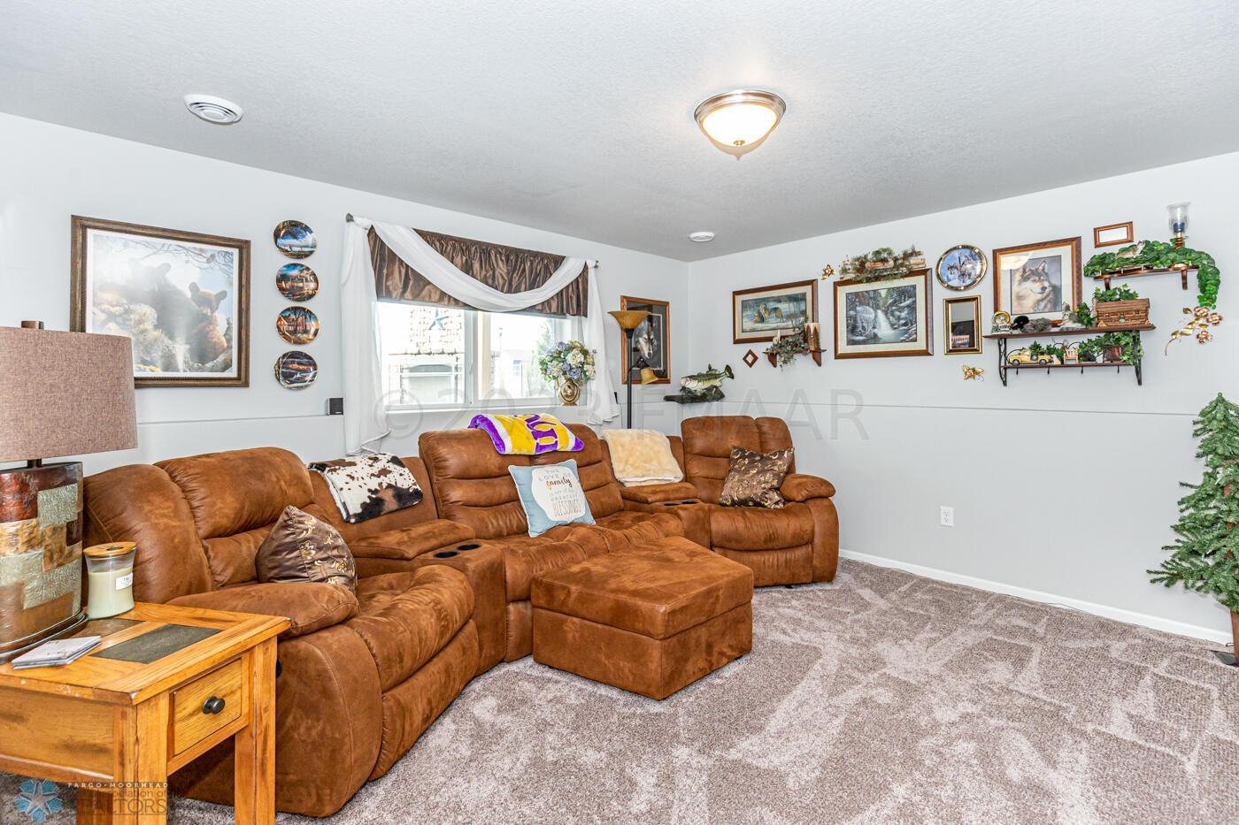 Home-6 (6)