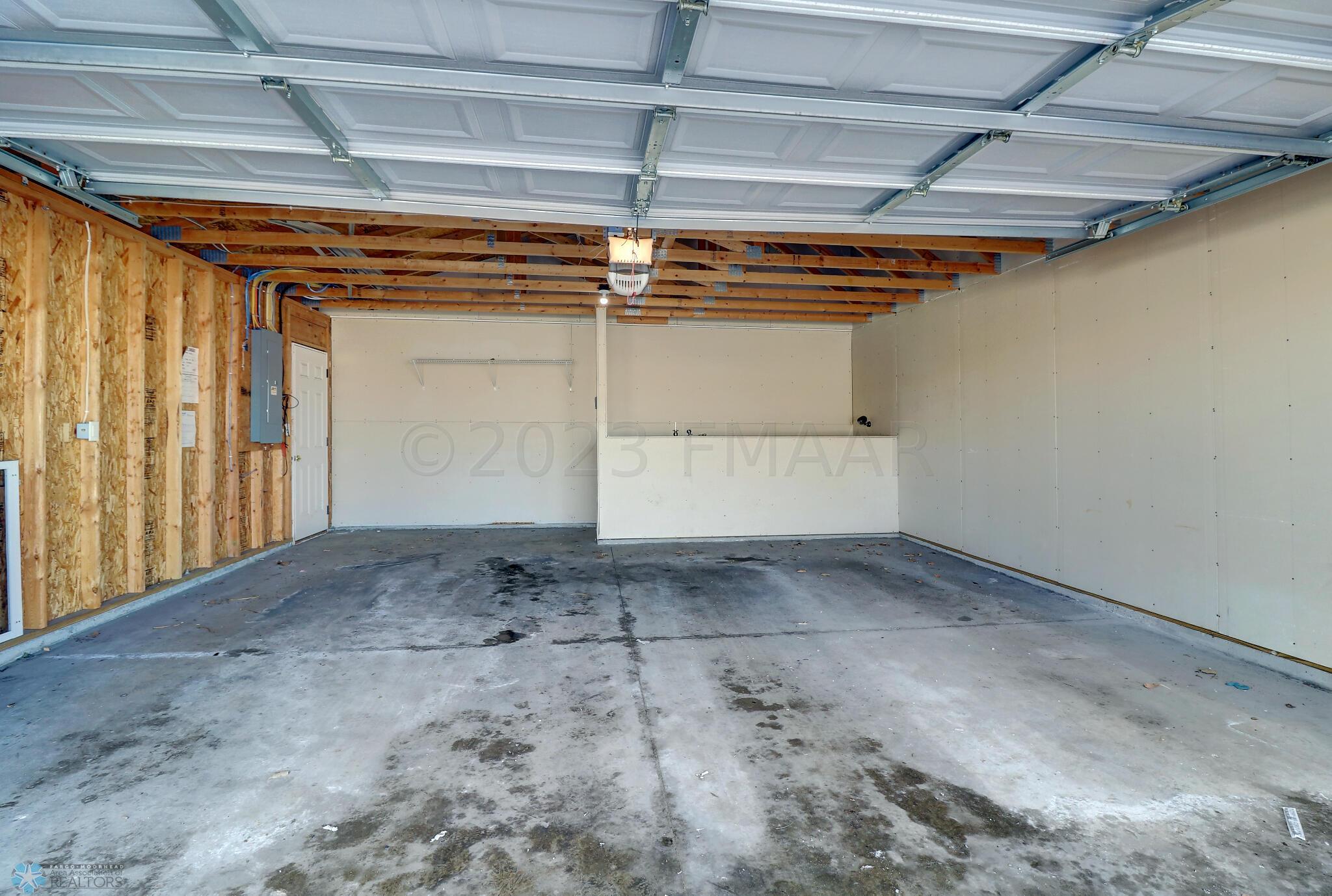 Garage 1