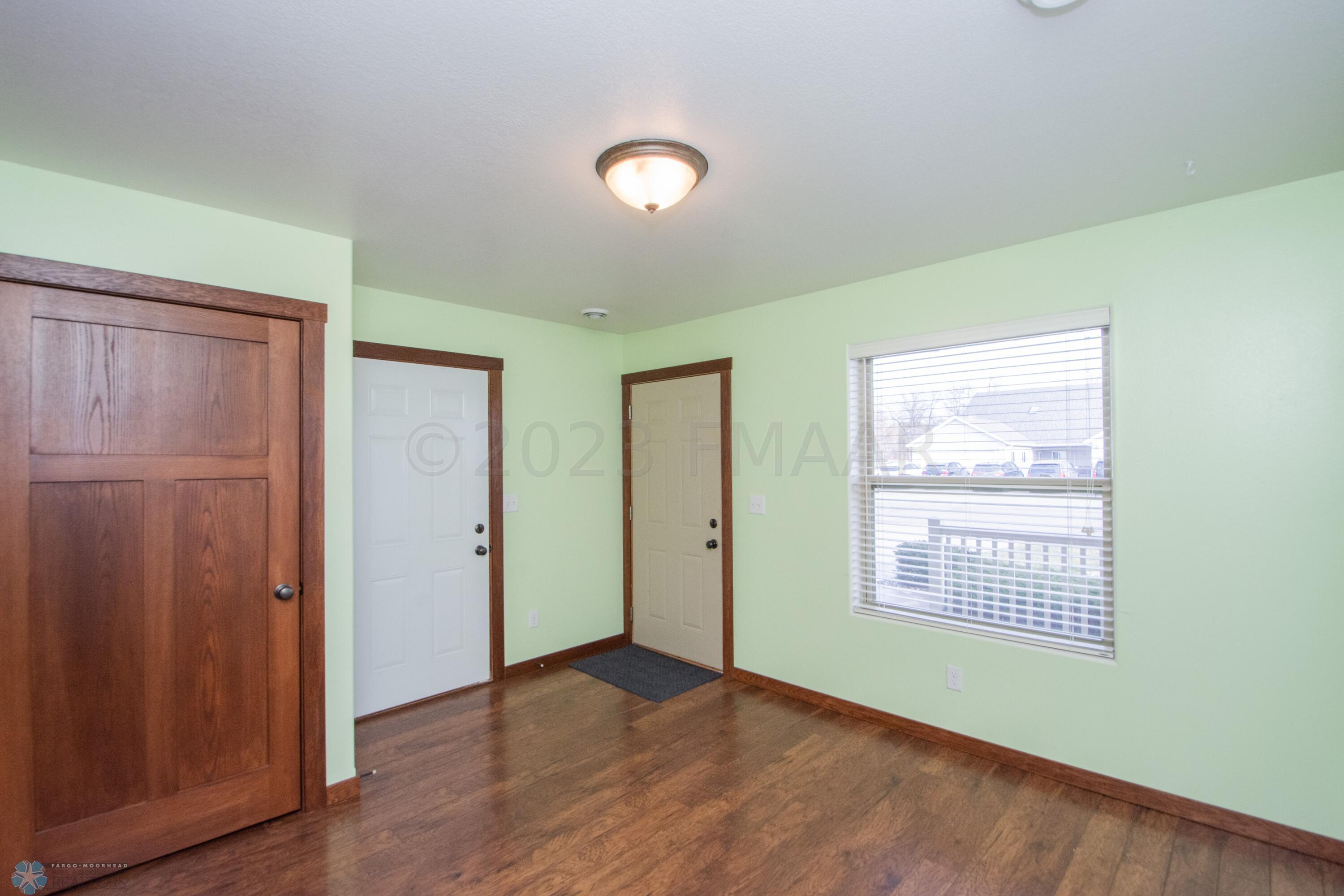 Entry/Front Room