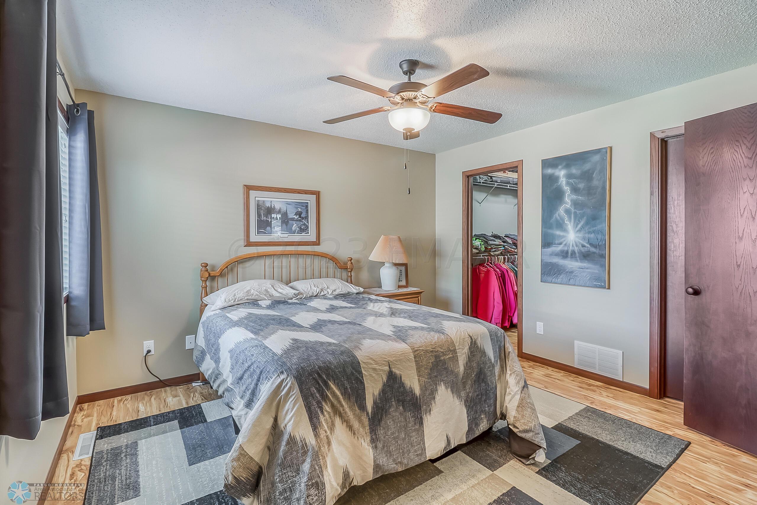 Bedroom1_2