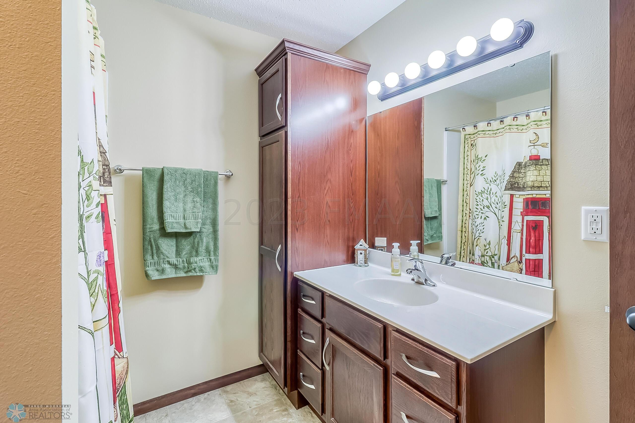 Bathroom1_1