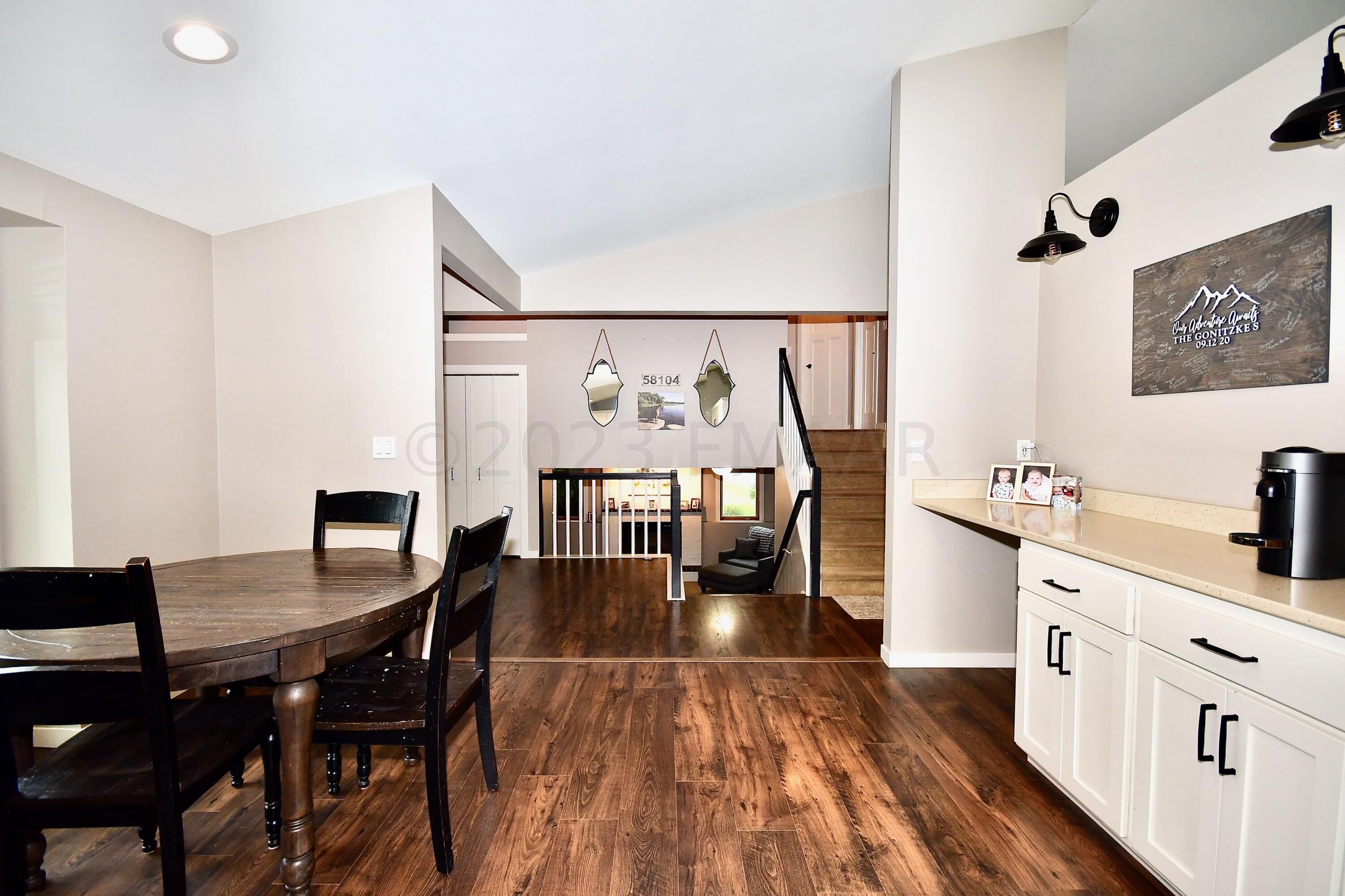 Dining to Foyer