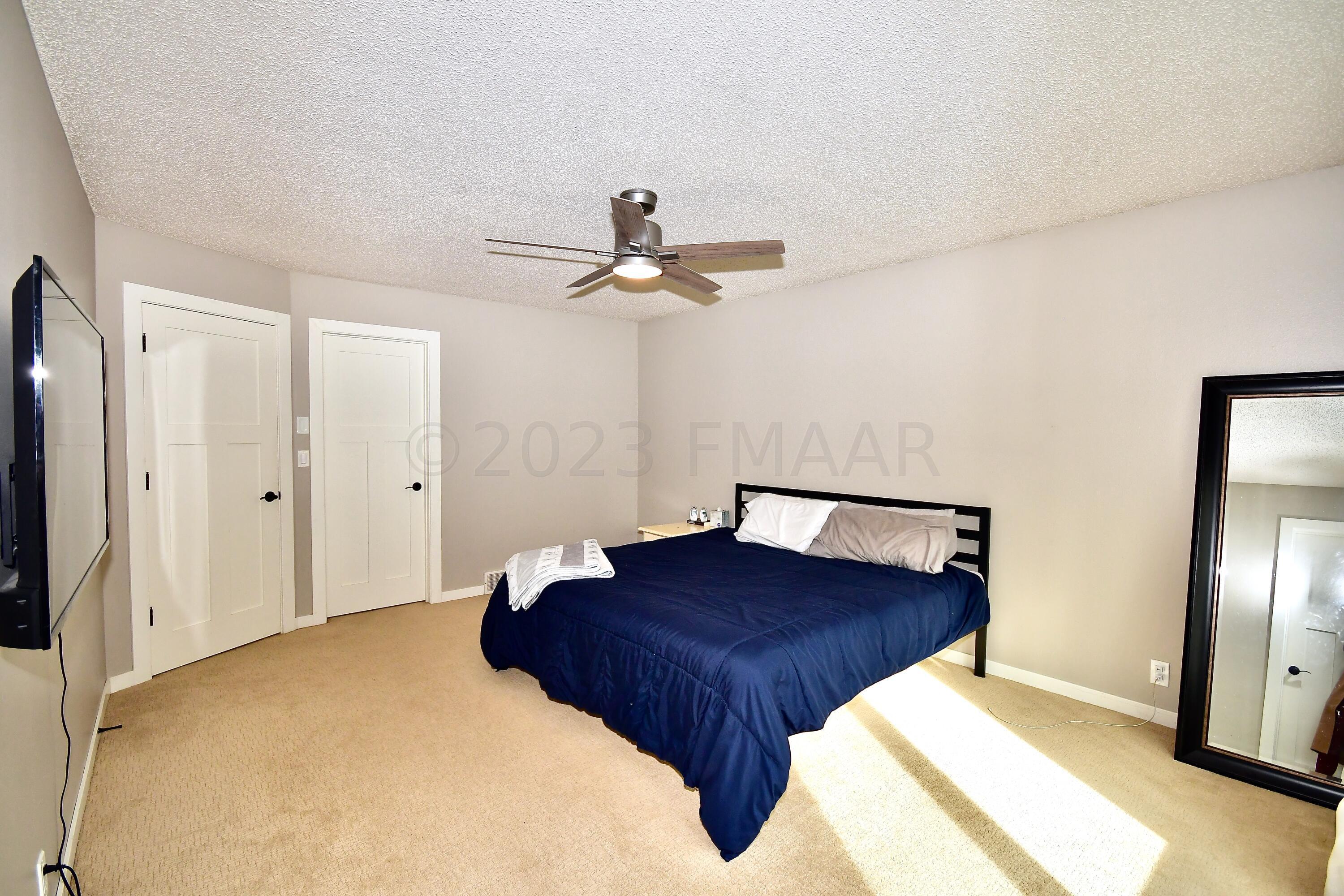 Master Bedroom - Upper